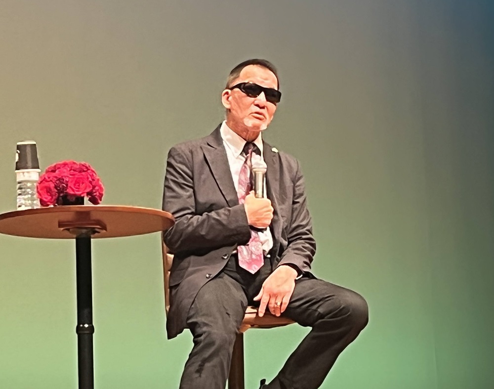 蝶野さんが日向市男女共同参画推進事業で講演「蝶野流　自分らしい生き方術」を行いました