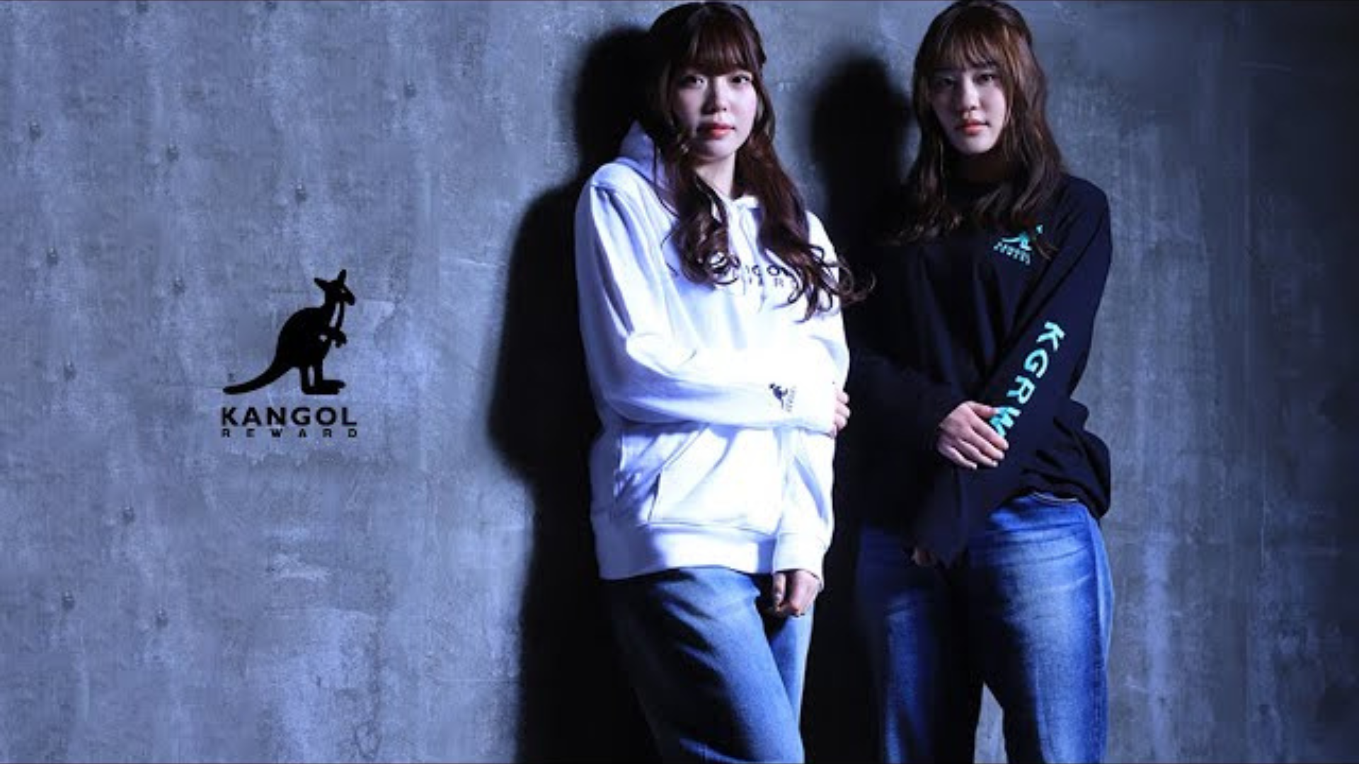 「KANGOL REWARD」のコラボアパレルが発売になりました。