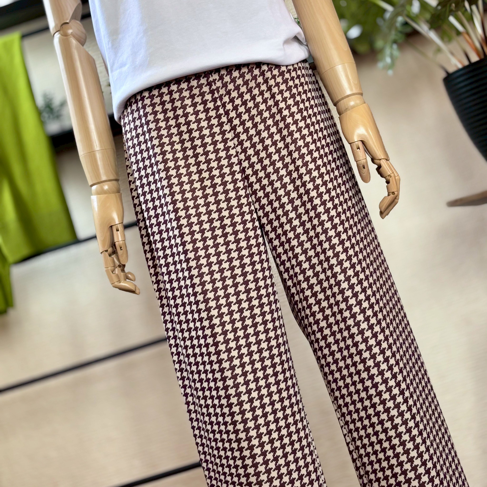 スムースニット【千鳥格子柄】を使ってワイドパンツを作ってみました