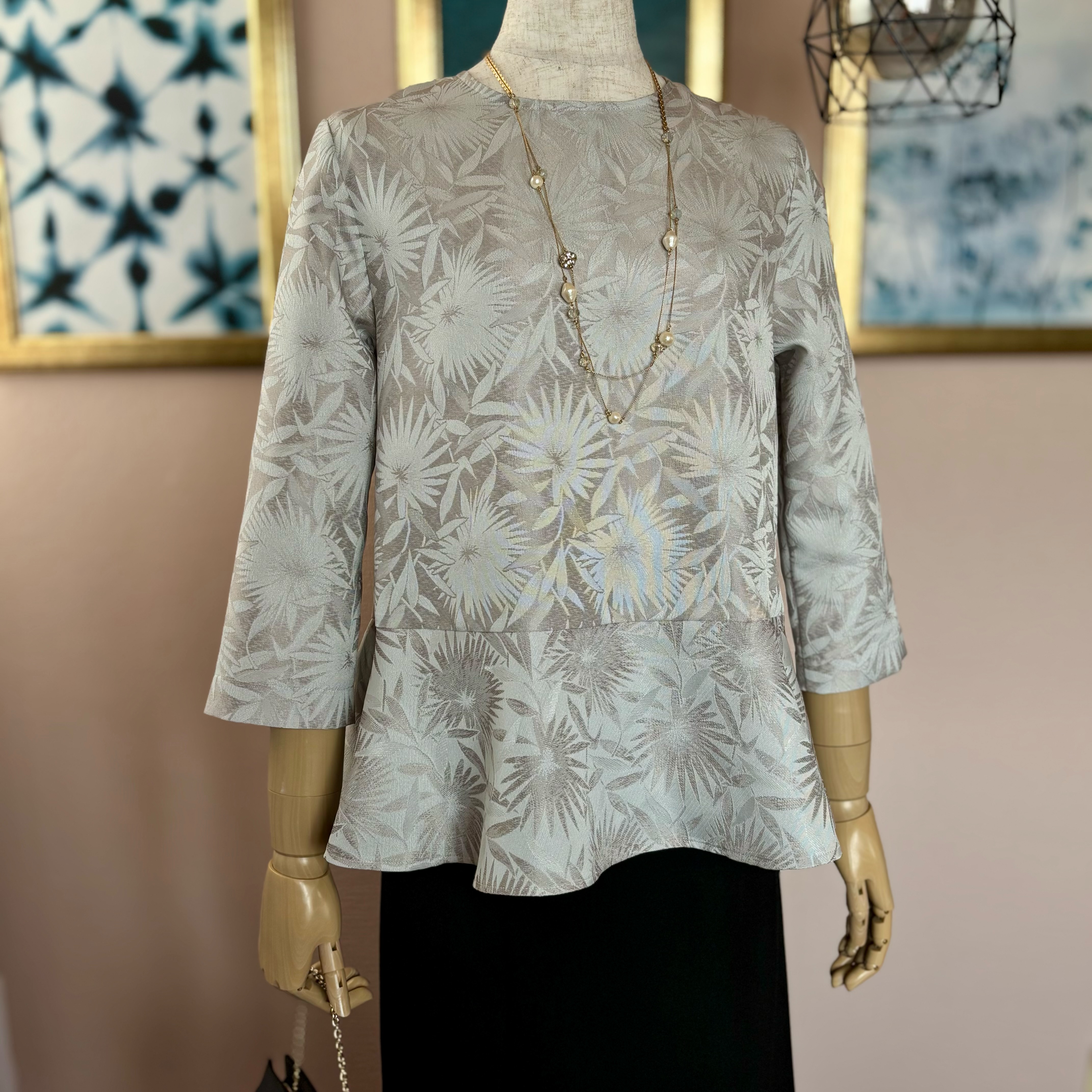 ふくれジャガード【ボタニカル柄】を使ってプルオーバーを作ってみました