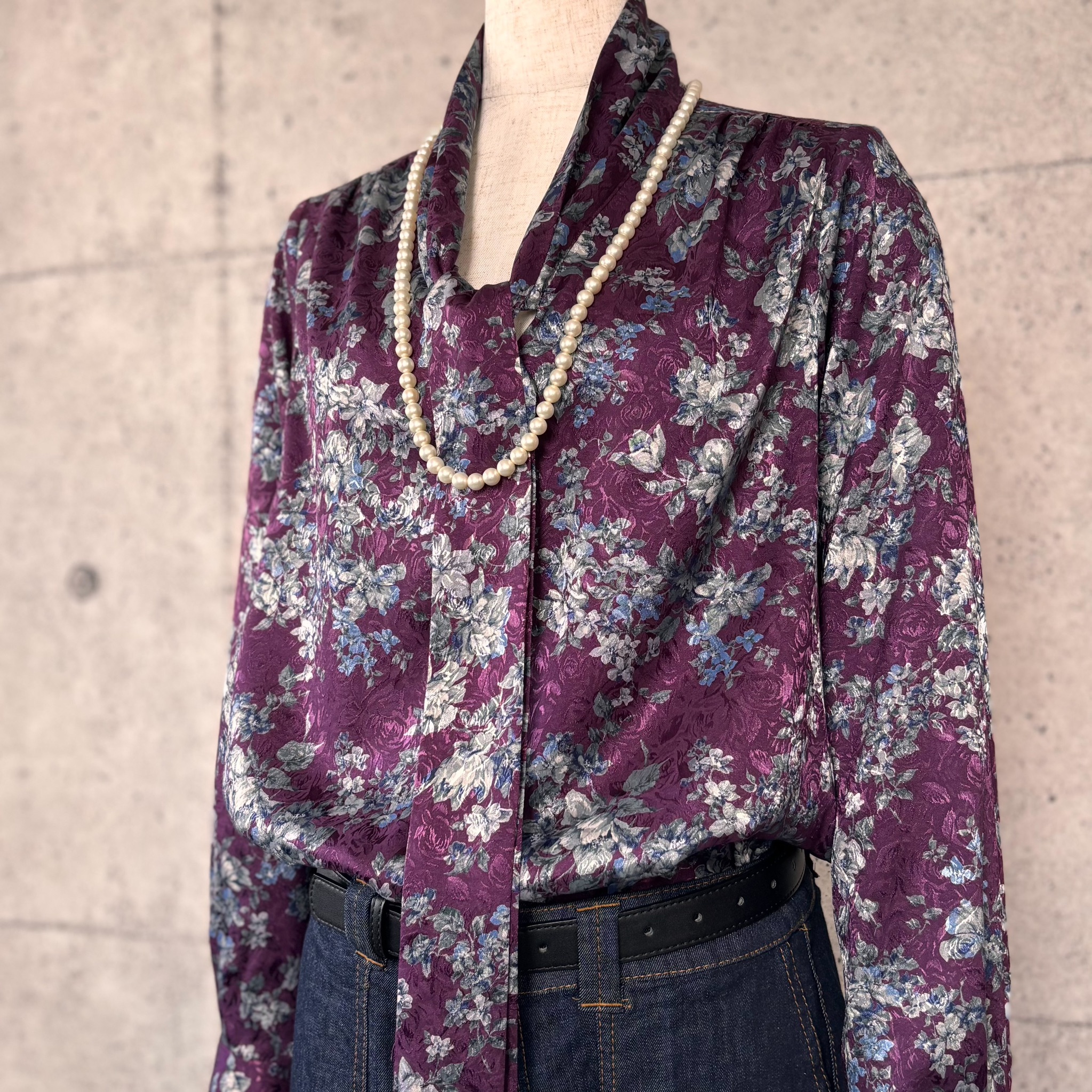 ストレッチサテンジャガード①を使ってブラウスを作ってみました