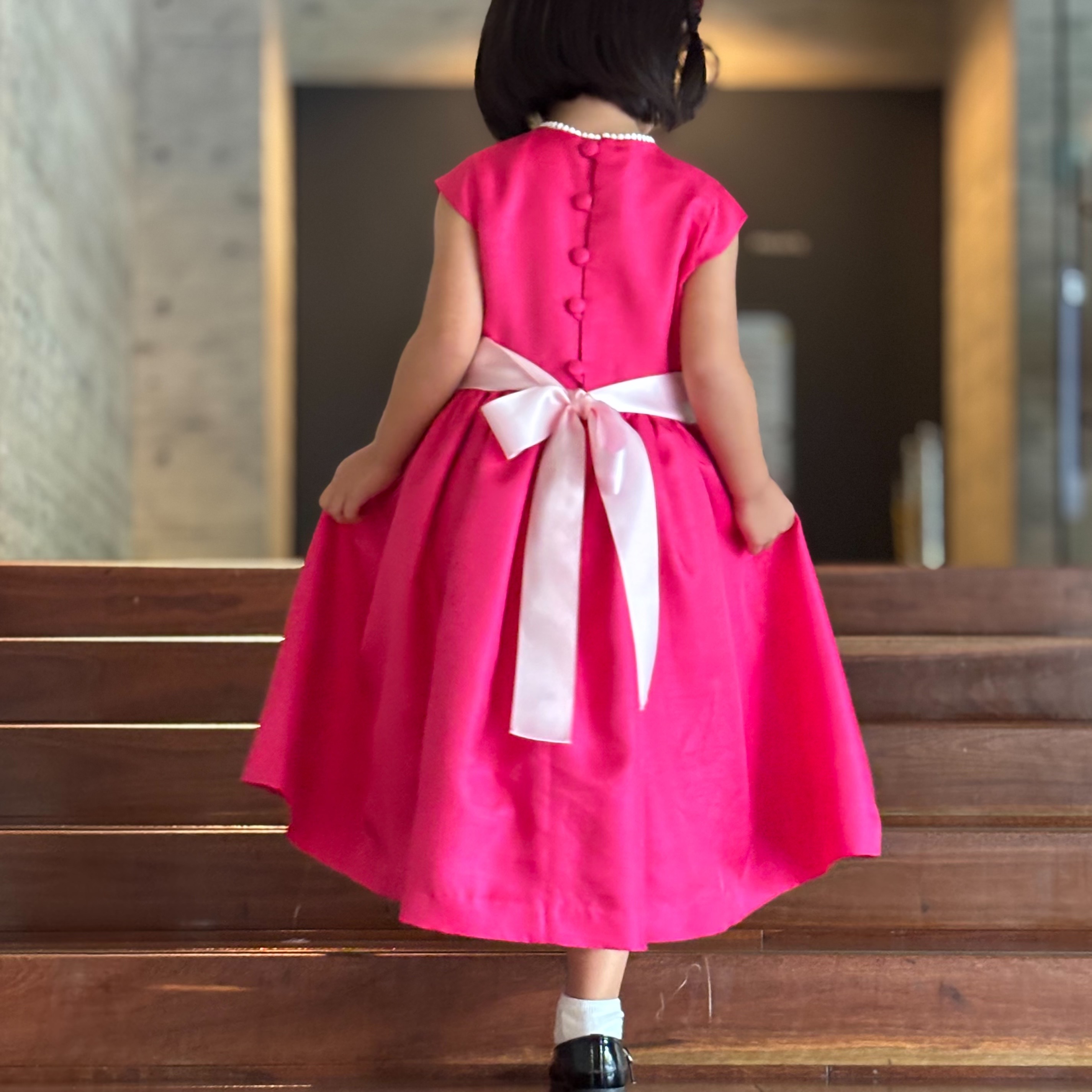 シャンタンを使ってキッズドレスを作ってみました