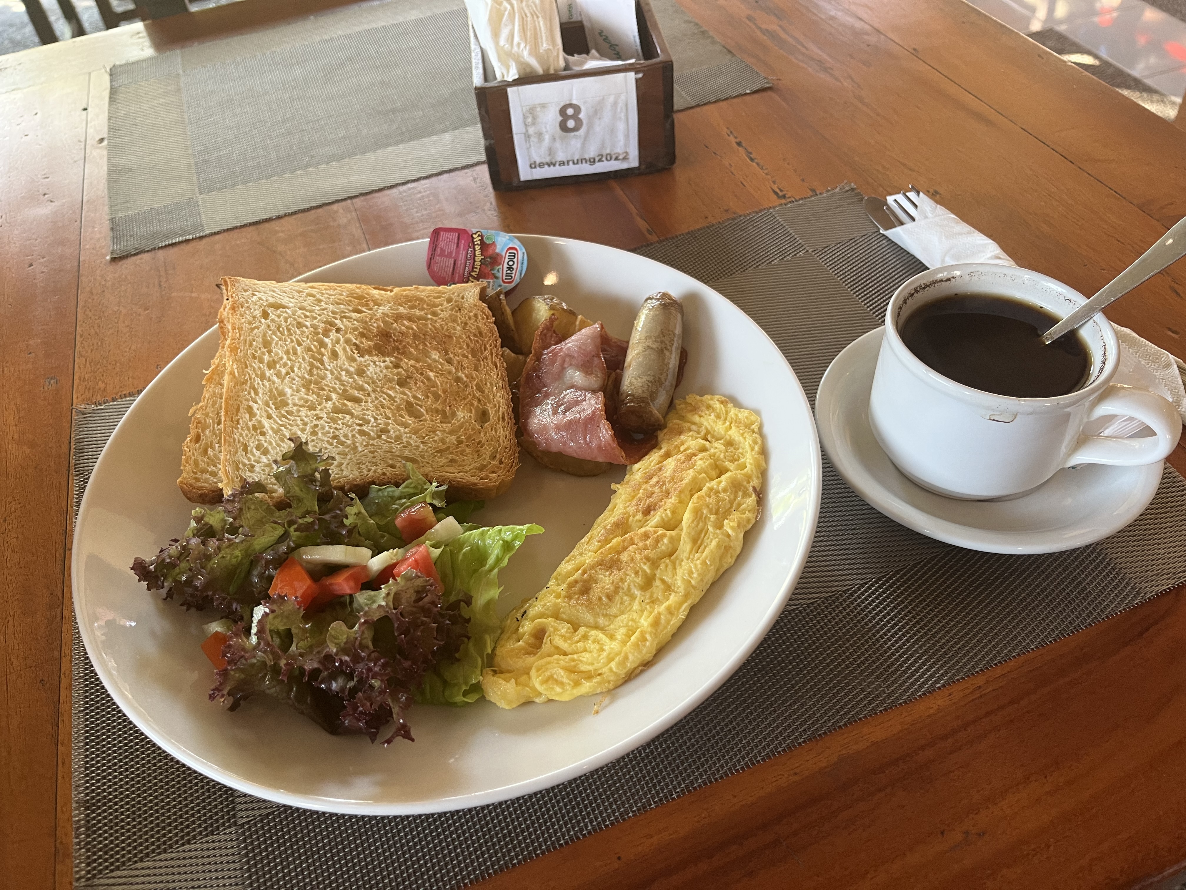 バリ雑貨屋、はじまりのバリ旅 — vol.12「朝焼けとバリコピ、私は旅をやり直すことにした」