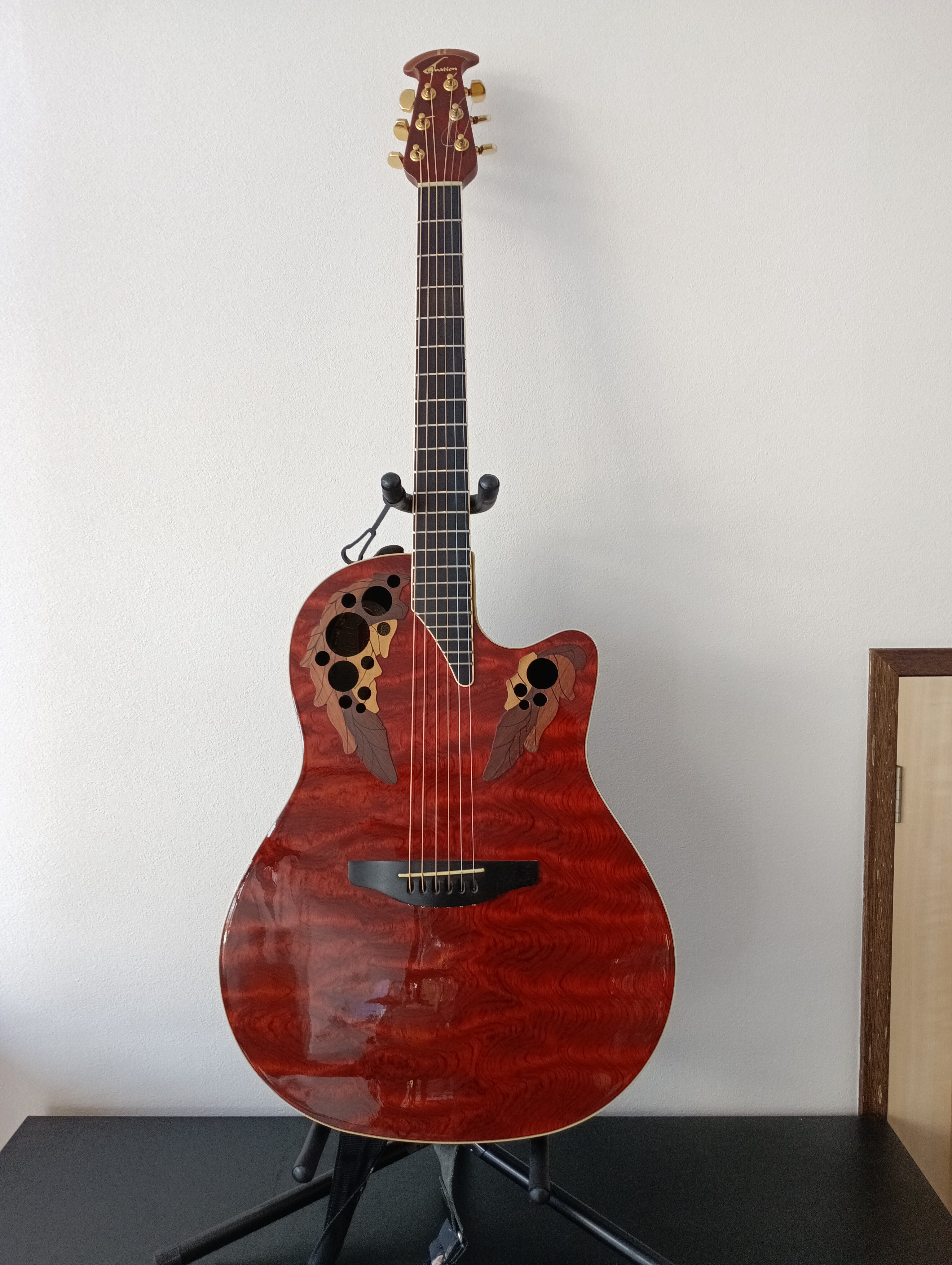 モノ貯めるか、捨てるか、売るか、あげるか、買わないか。久しぶりにギター売りました。