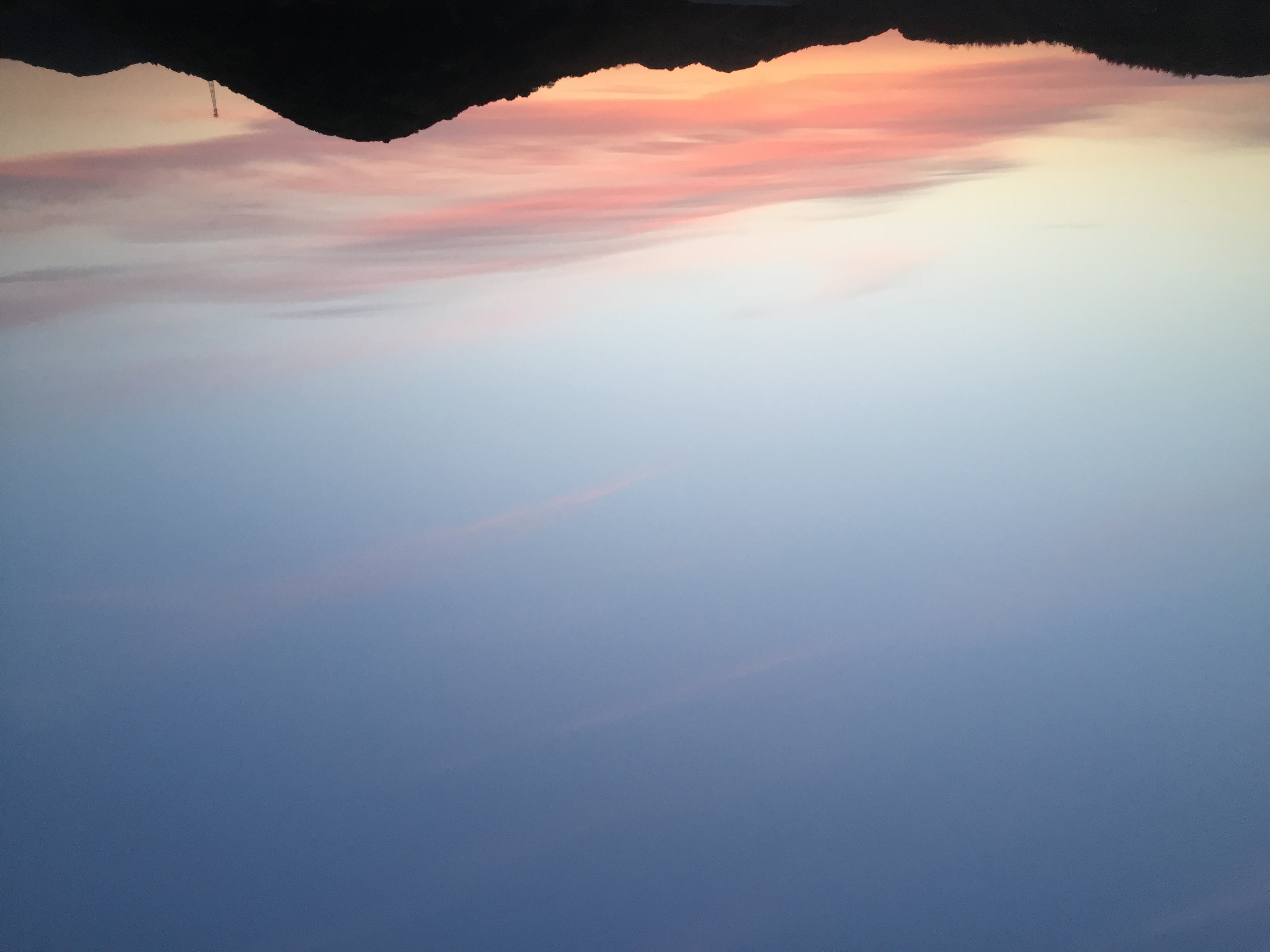 夕暮れ。