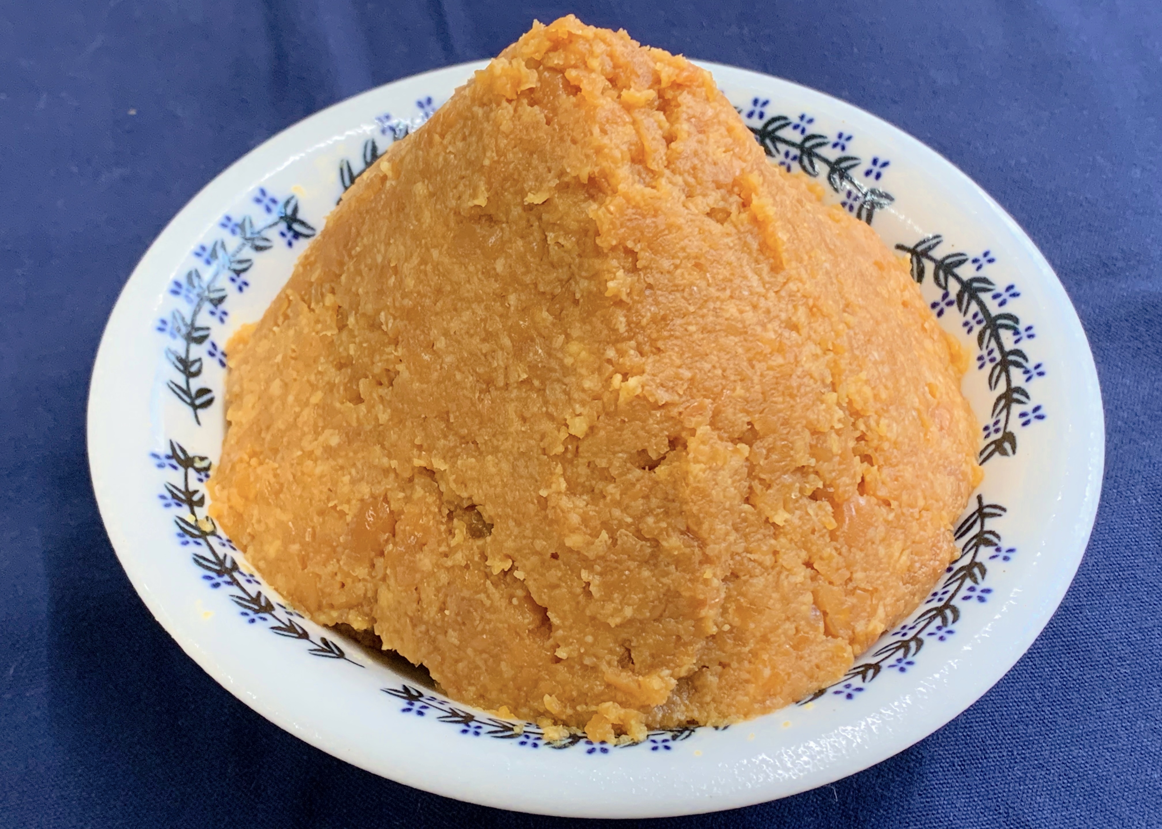 仕込みそ　～味噌を育てる楽しみ～