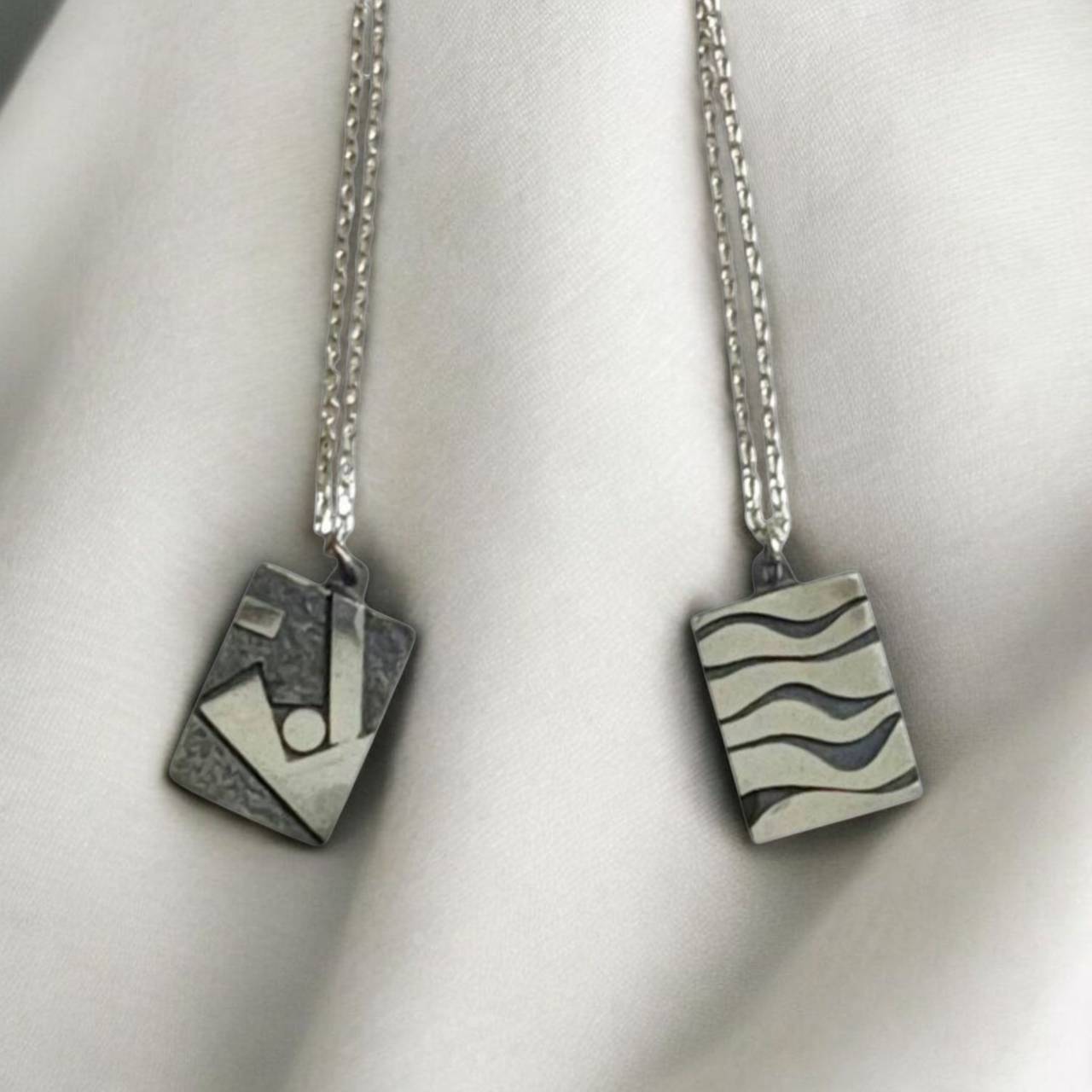 【会場限定】寄付道ペンダント〔彫刻家 望月菊磨(高16回)作〕