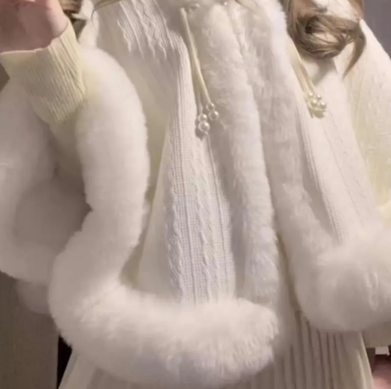 新入荷 地雷系ファーケープ♡冬の可愛い一着