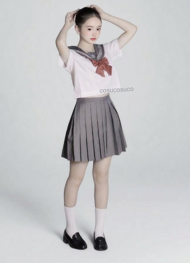 🌸 セーラー服と、あの頃の私 🌸 ―― 制服のシワに宿る青春の記憶
