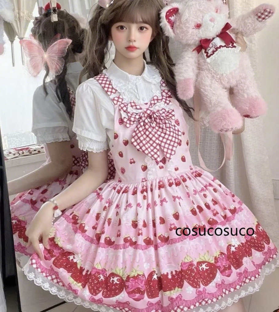 草莓柄Lolitaコーデ｜大阪の草莓テーマティーパーティーで「いちごプリン人形」になったよ🍓✨