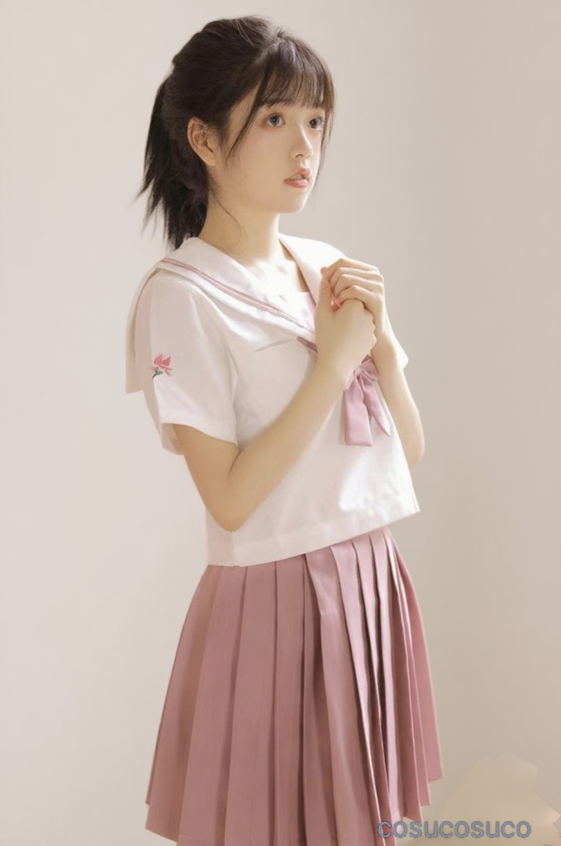 夏を着る♡ ピンク×ホワイトのセーラー服で桜デート