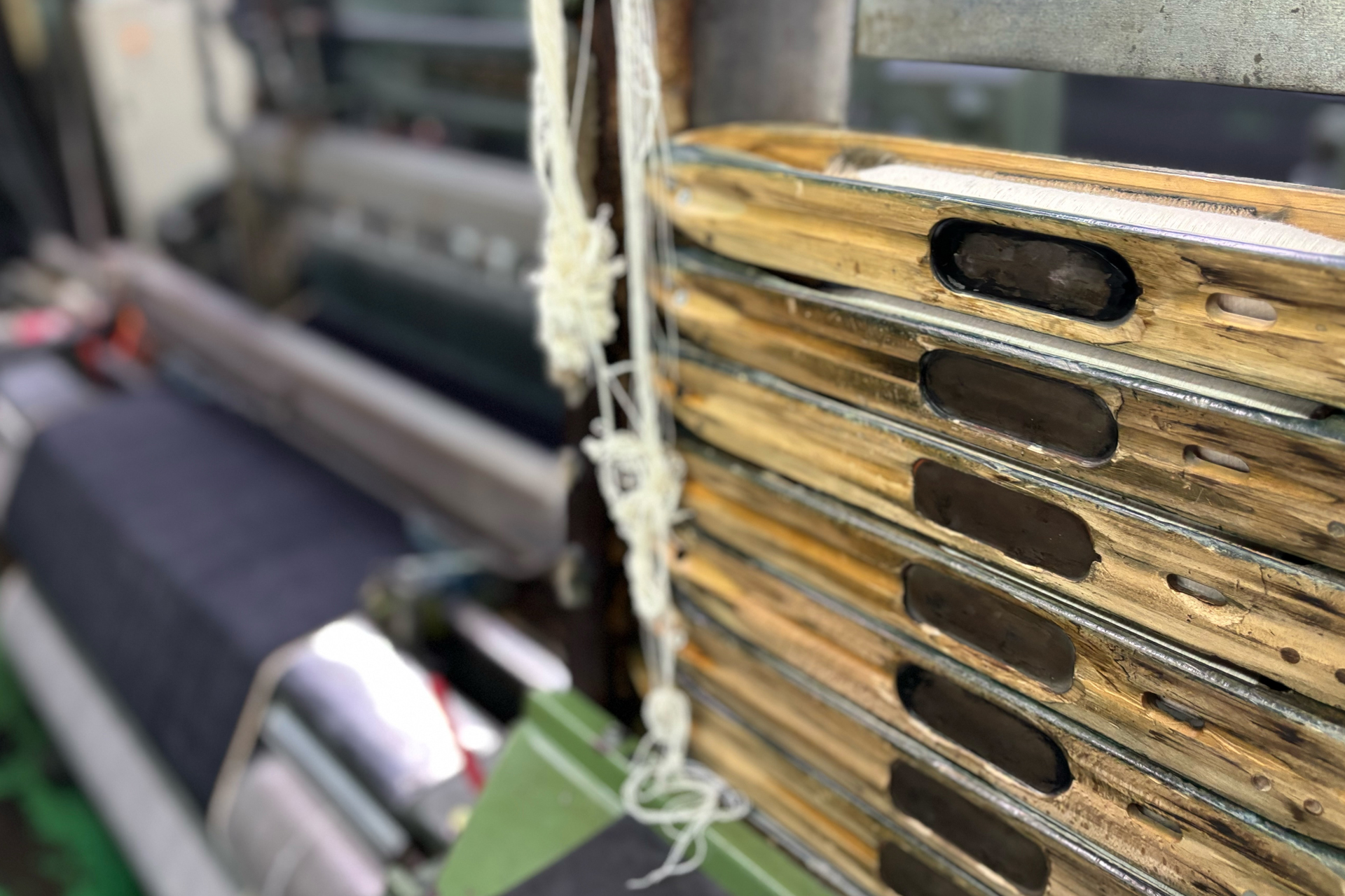 シャトル織機のはなし / About Shuttle loom