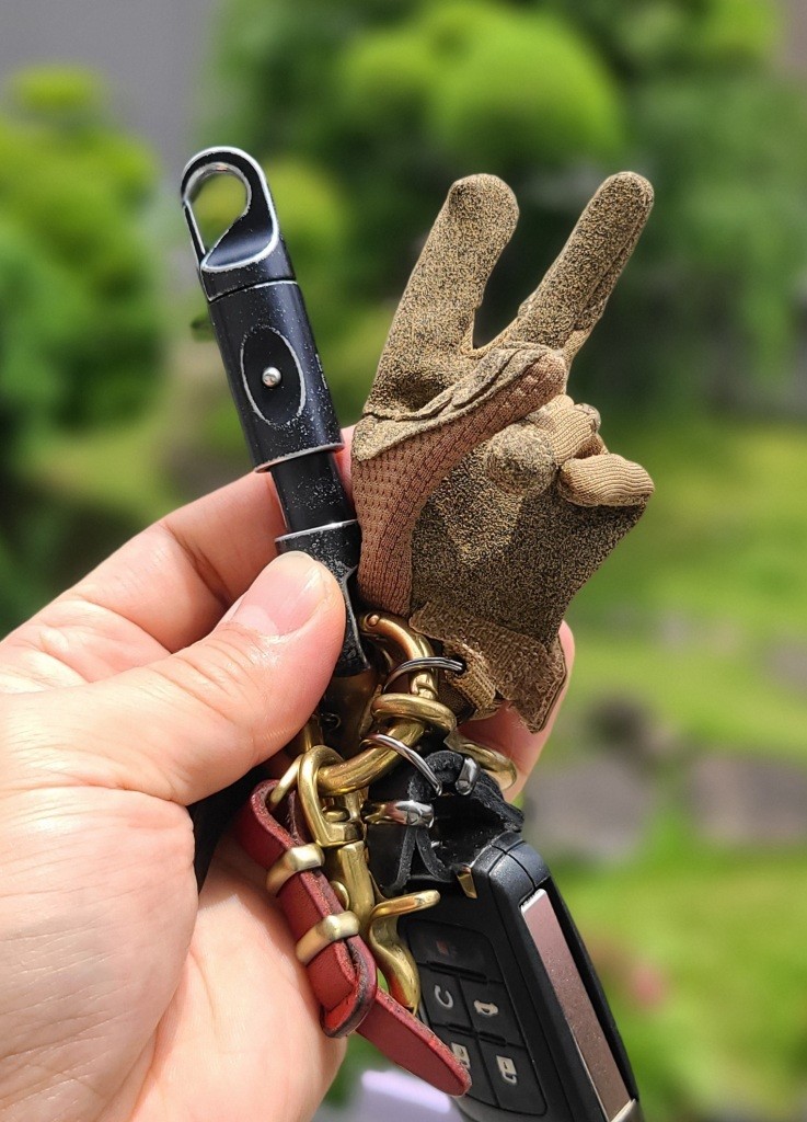 こんなキーホルダーが好みです ✌️