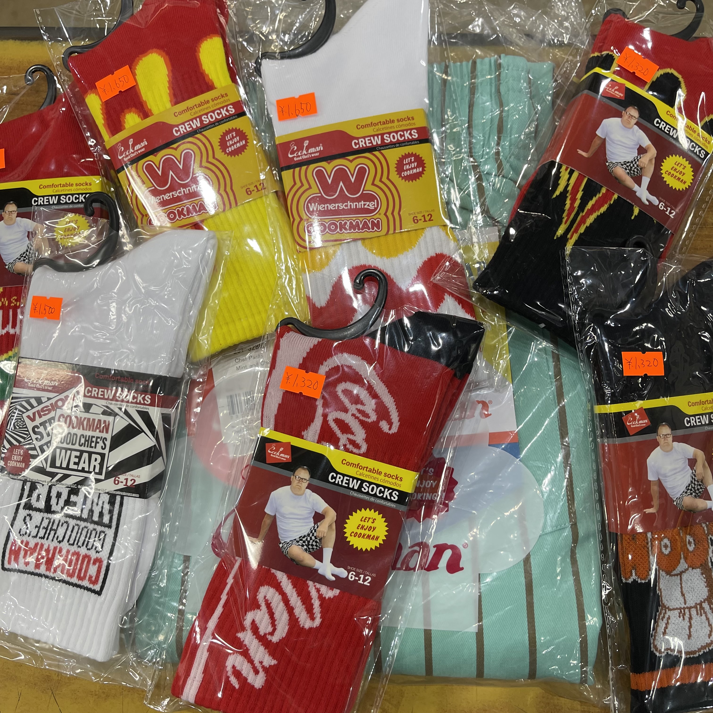 Cookmanよりソックスが入荷しました。
