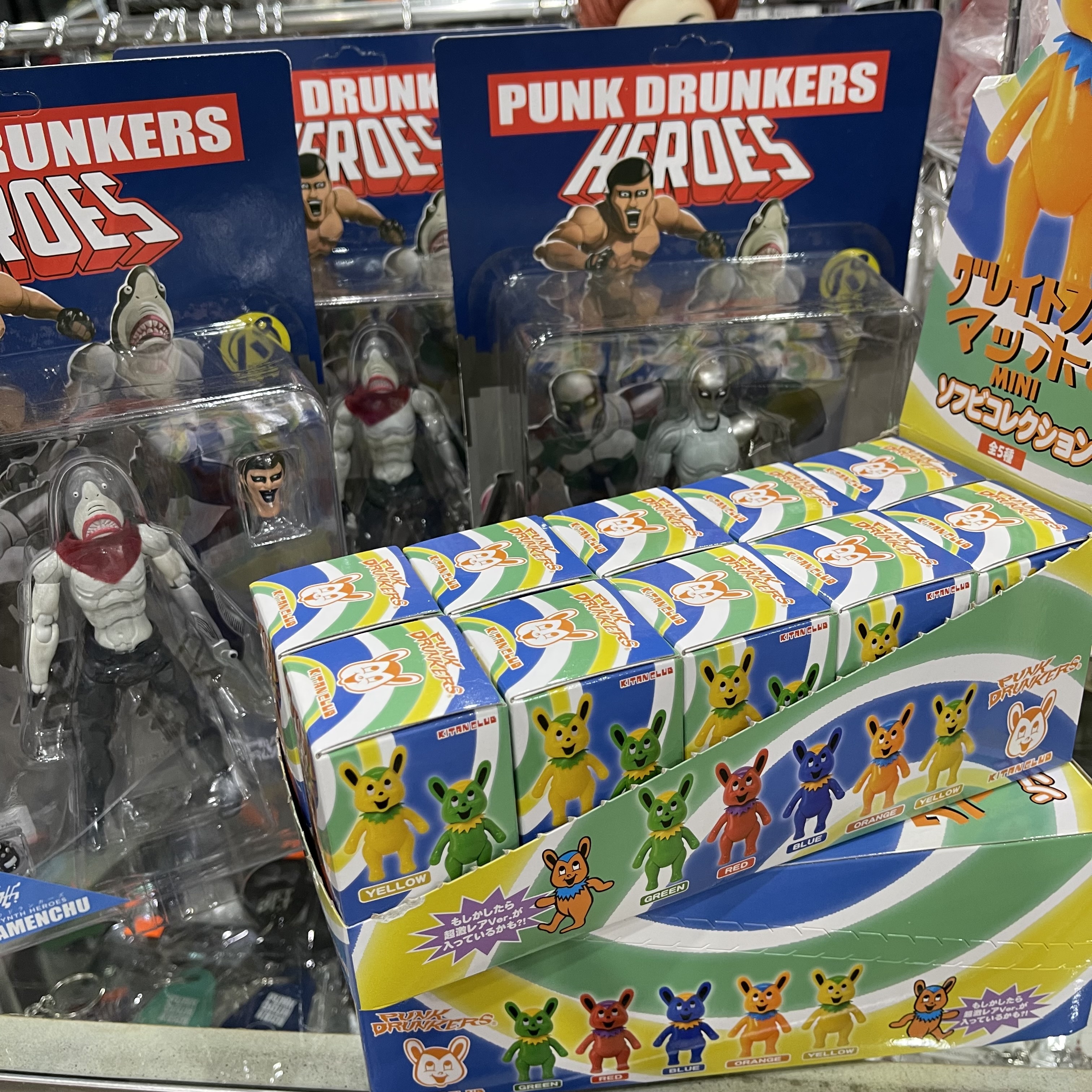 パンクドランカーズより、フィギュアなど再入荷しました！