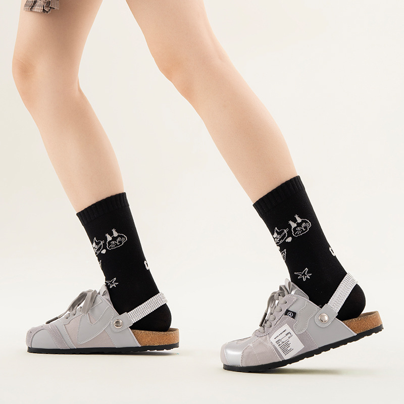 【新入荷】 ねこモチーフのソックス