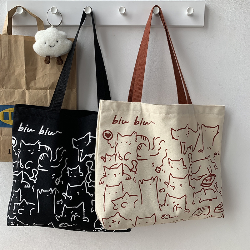 【新入荷】 ねこモチーフのトートバッグ