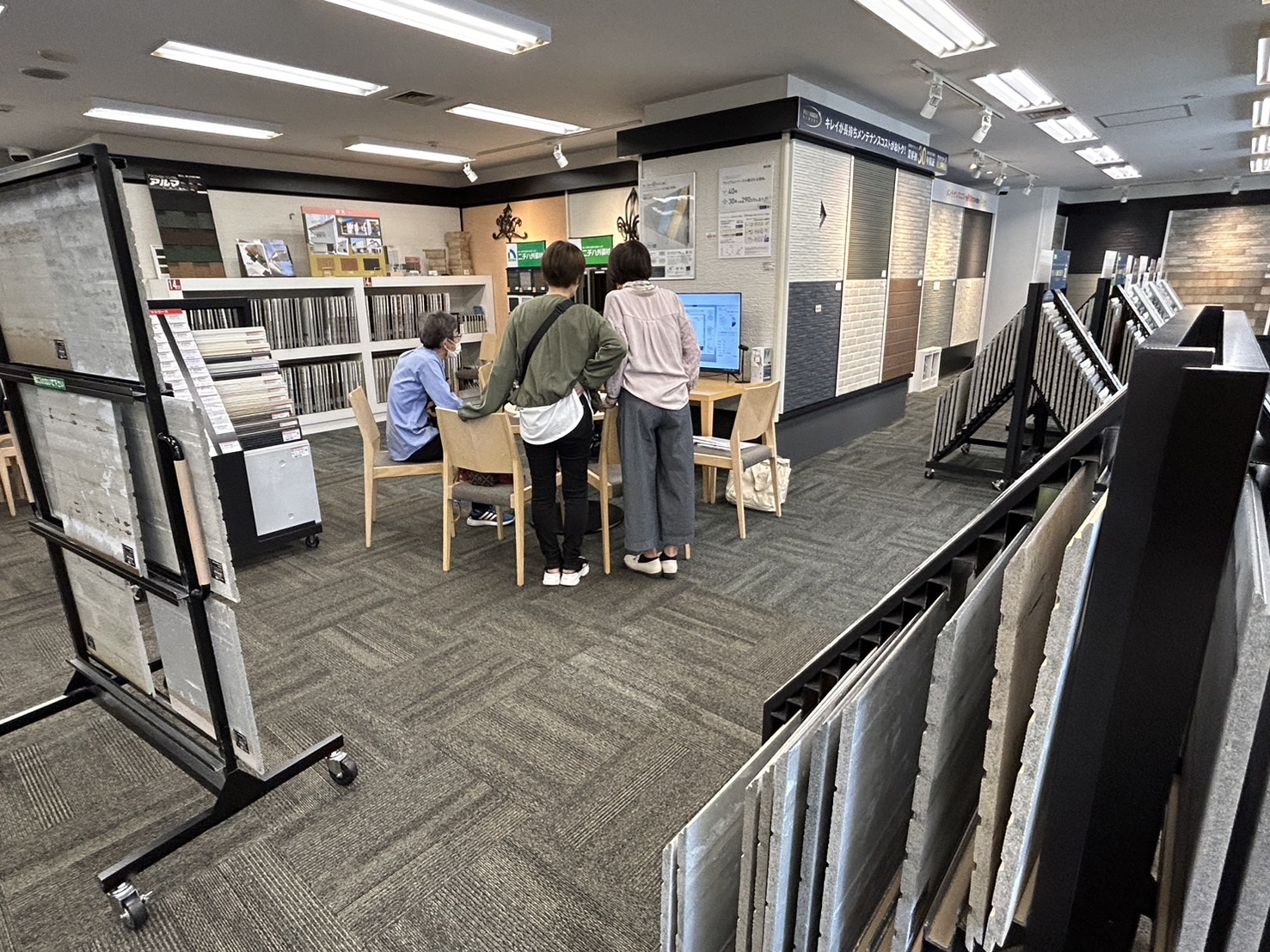 本日ご契約。府中町の家、打合せ進行中です♪