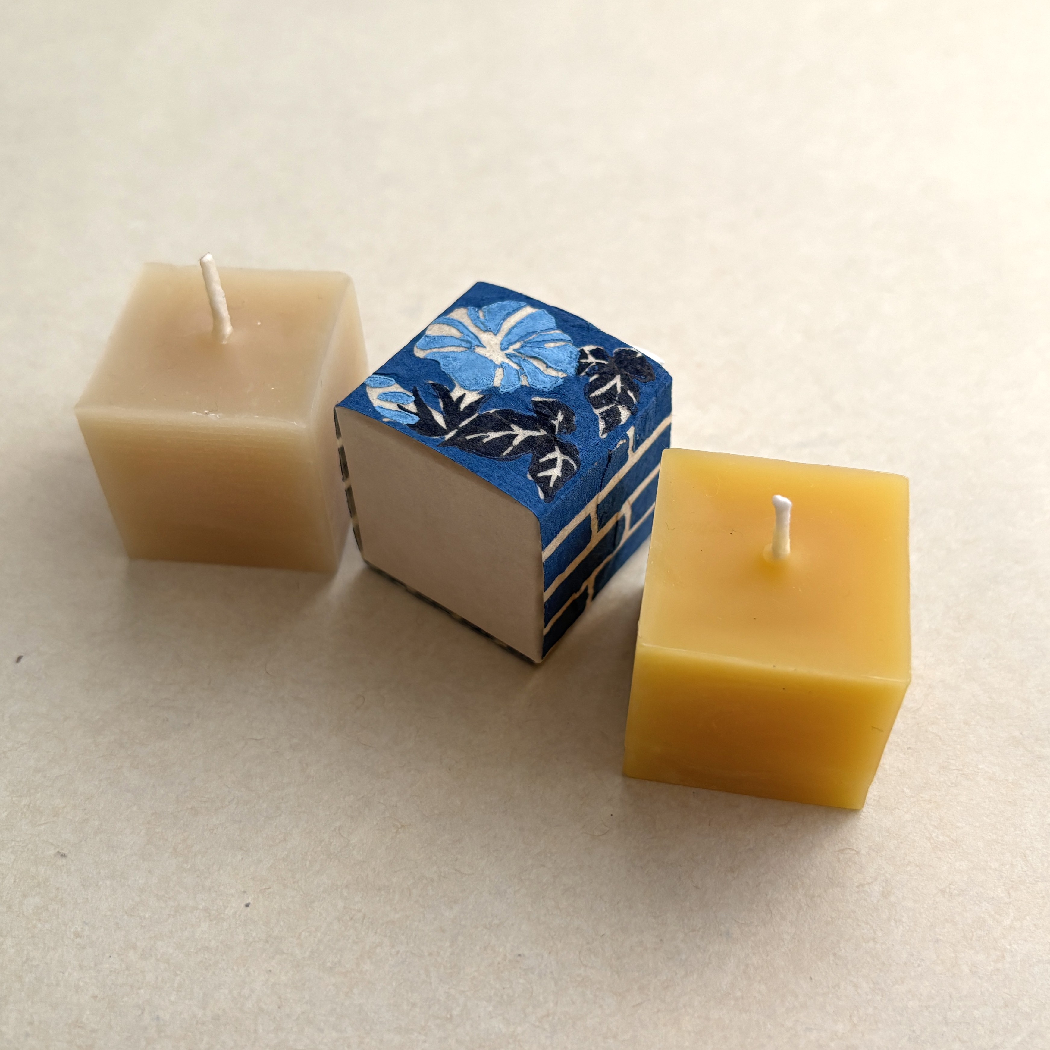 ブルーラベルのキャラメルキャンドルを個別にお求めいただけます