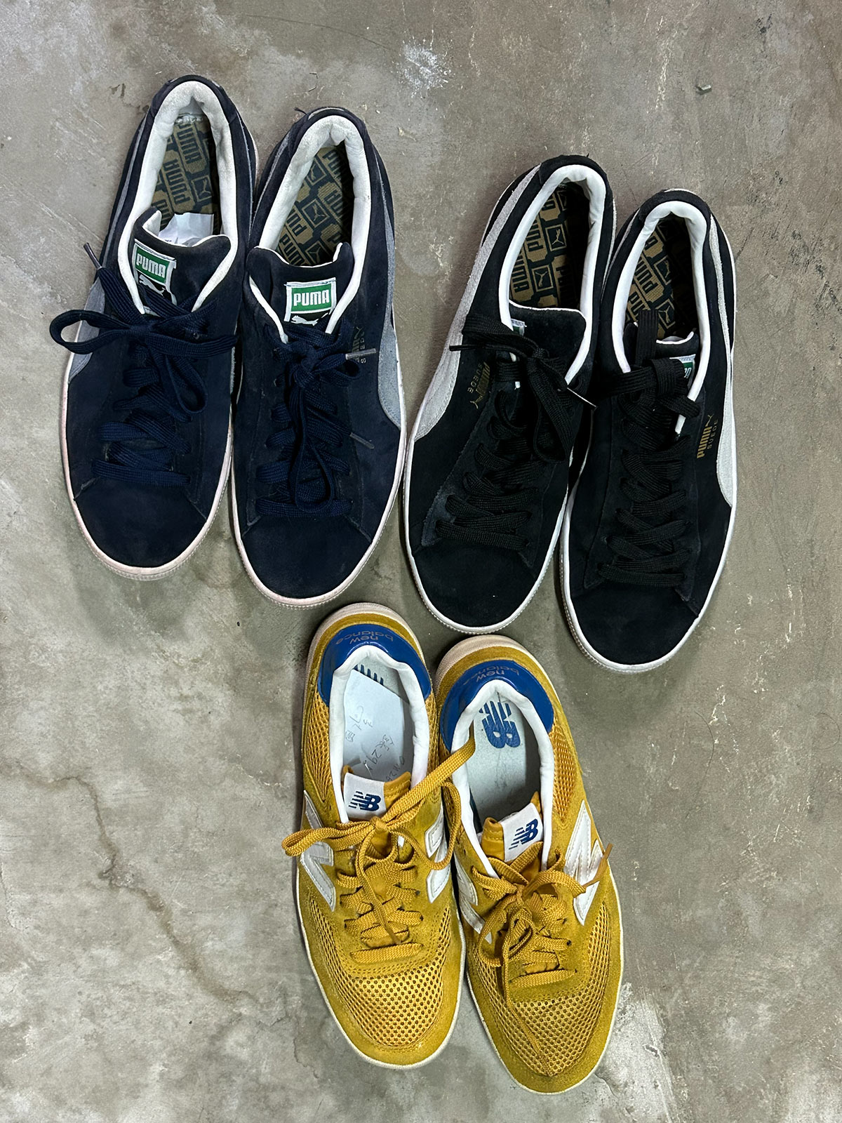 新入荷商品アップしました！！PUMA スエード New Balance CRT300B2など...