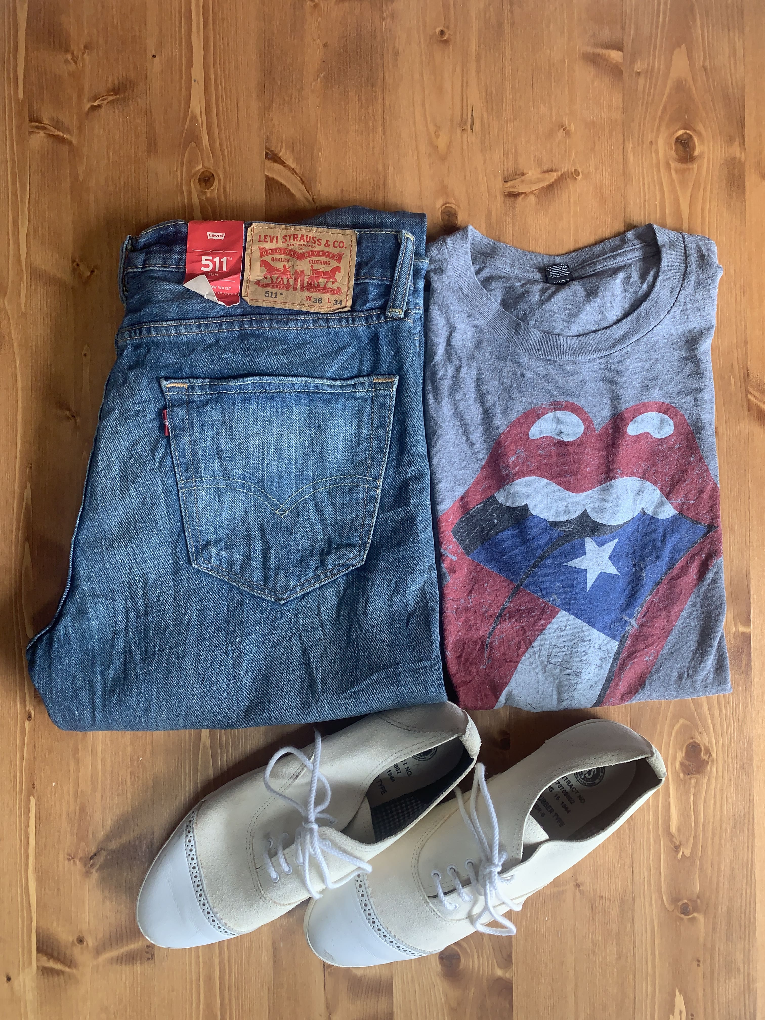 今日の一枚はー、ローリングストーンズのベロtシャツ君に決めた！！
