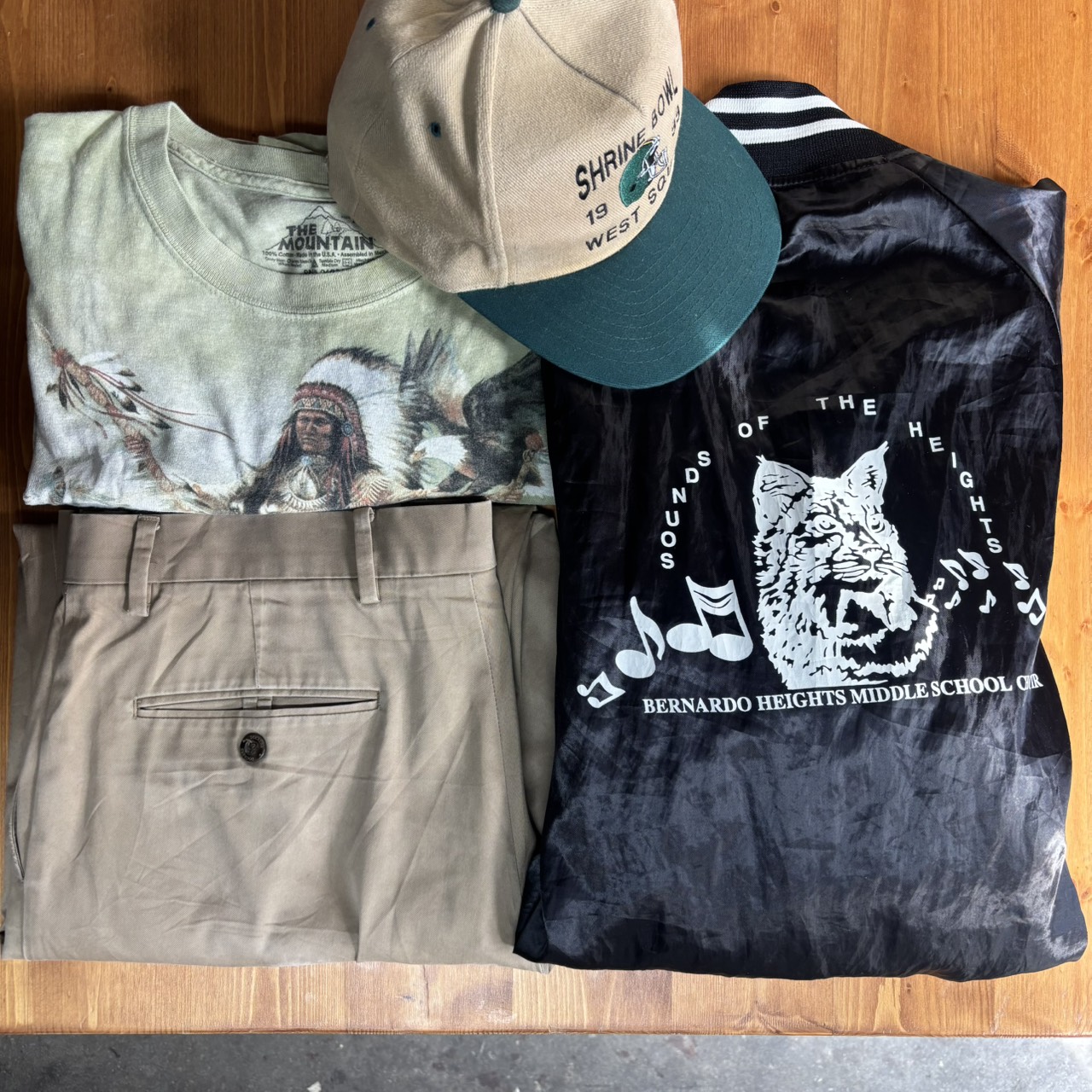 HART WELL　90s ナイロンジャケット!いいテカリです！