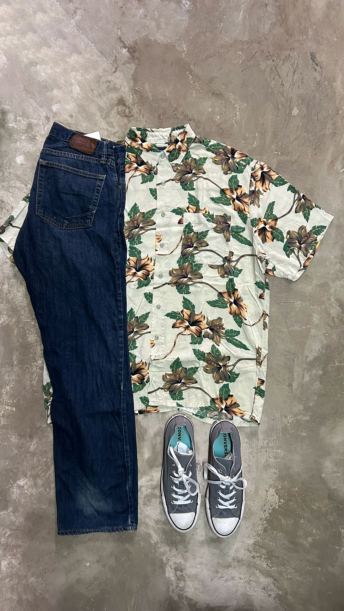 【1万円で完成】古着屋で見つけた「最強の夏セット」！アロハ×VANSの鉄板コーデ