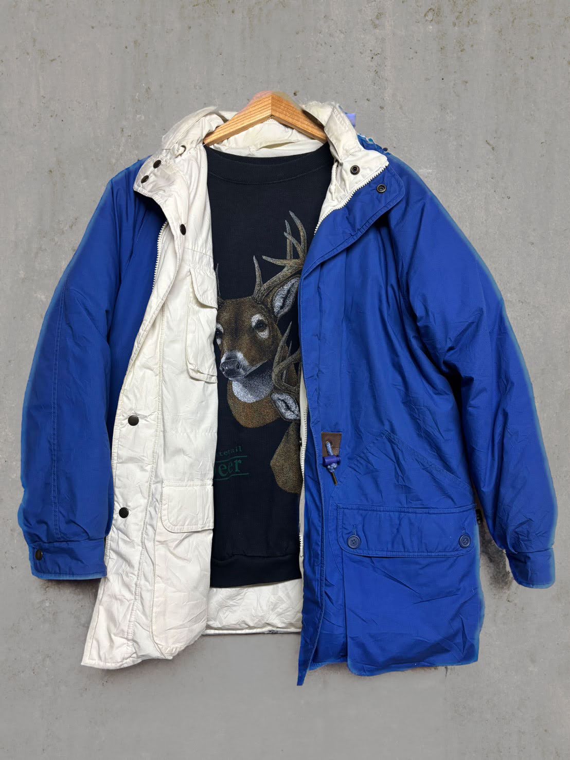 防寒性抜群のマウンテンパーカー風ダウンコート