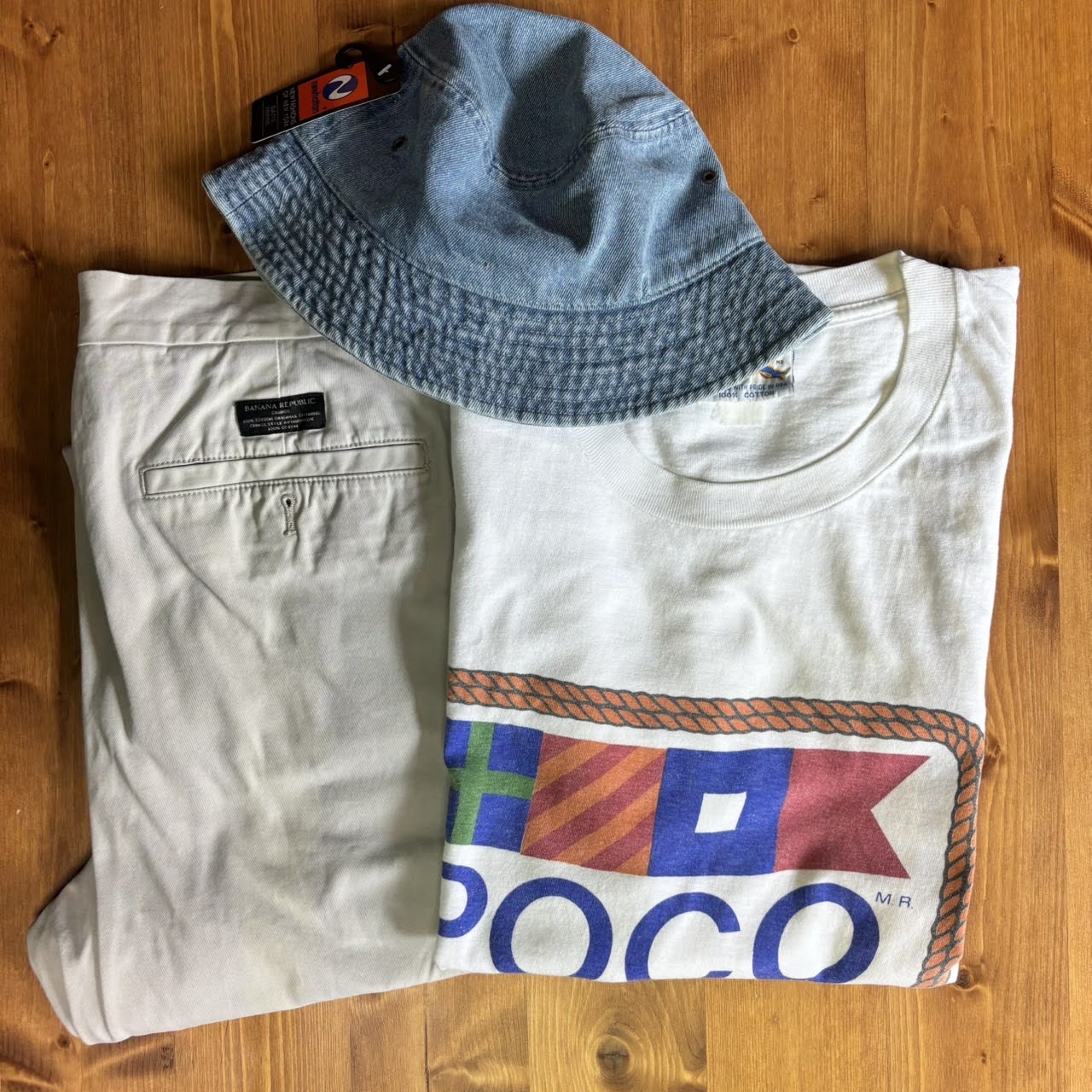 今日はスタッフ激推しのPocoloco Clubtシャツを推して参る_(:3 」∠)_