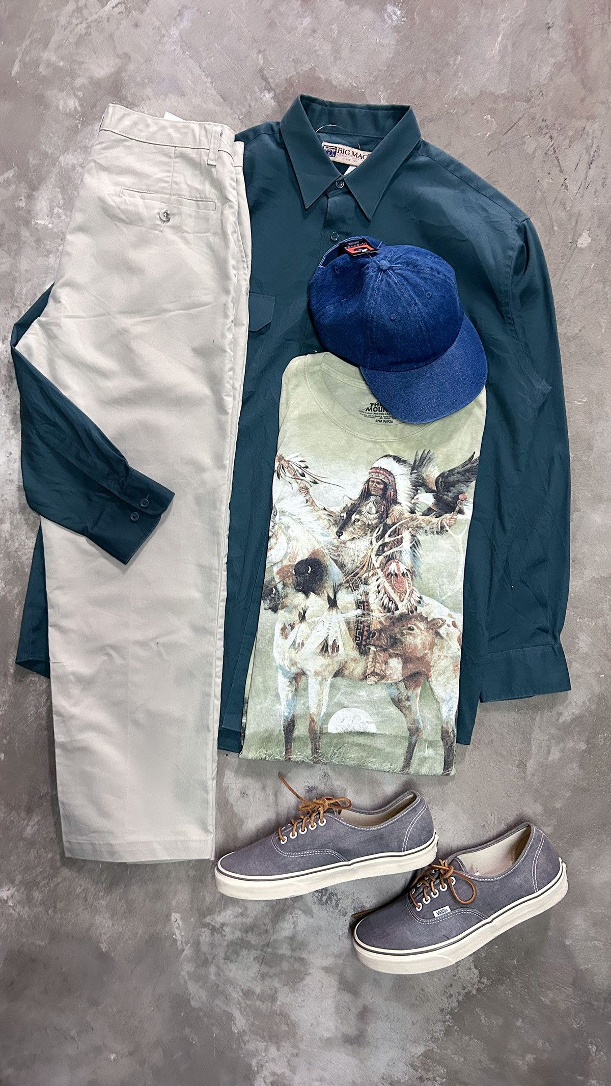 【必見】インパクト抜群！ドデカシルエットで作るワークMixスタイル徹底解説