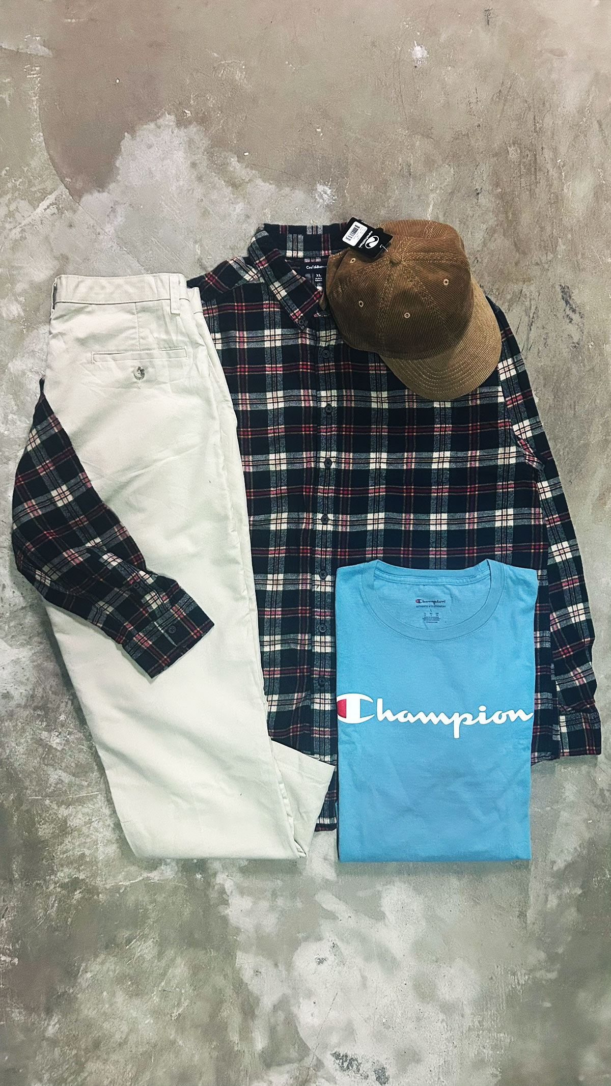 【春の決定版】スタンダードな古着で楽しむ大人のレイヤードスタイル