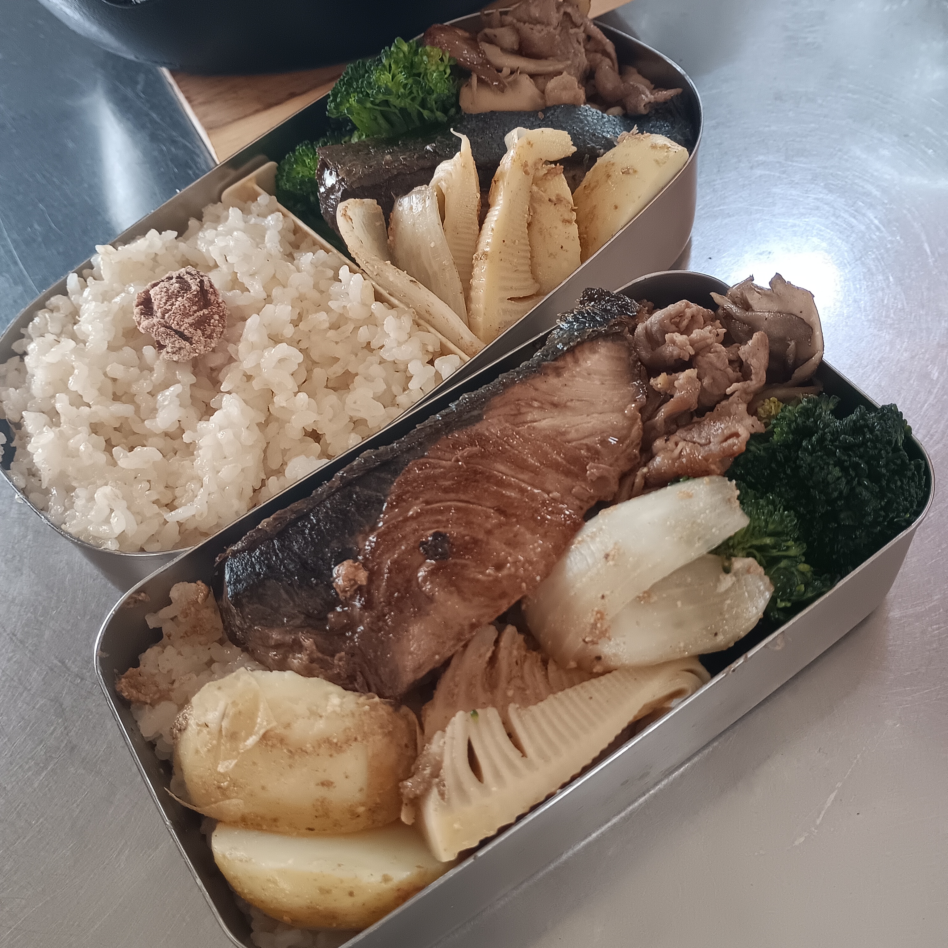 土の上の野菜　土の下の野菜