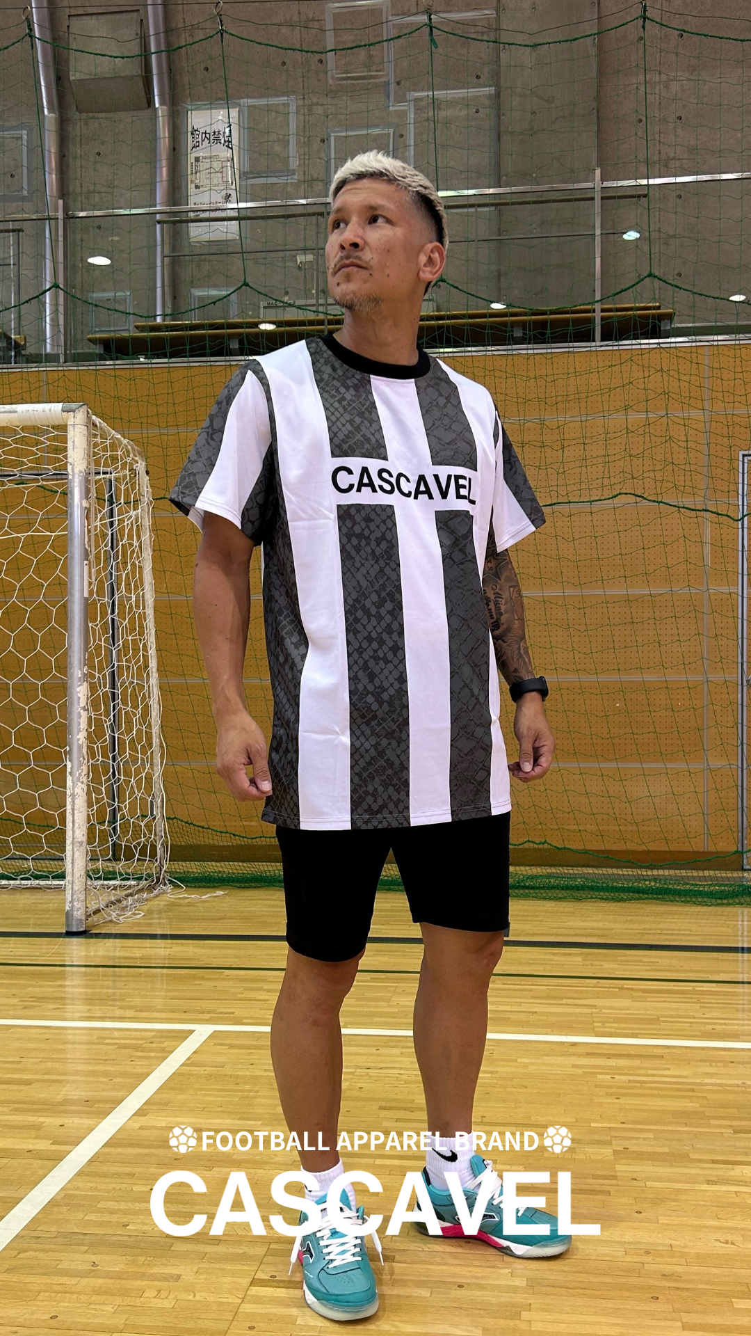 伝説の縦縞のシャツをCASCAVELの源流となるスネーク柄発売！