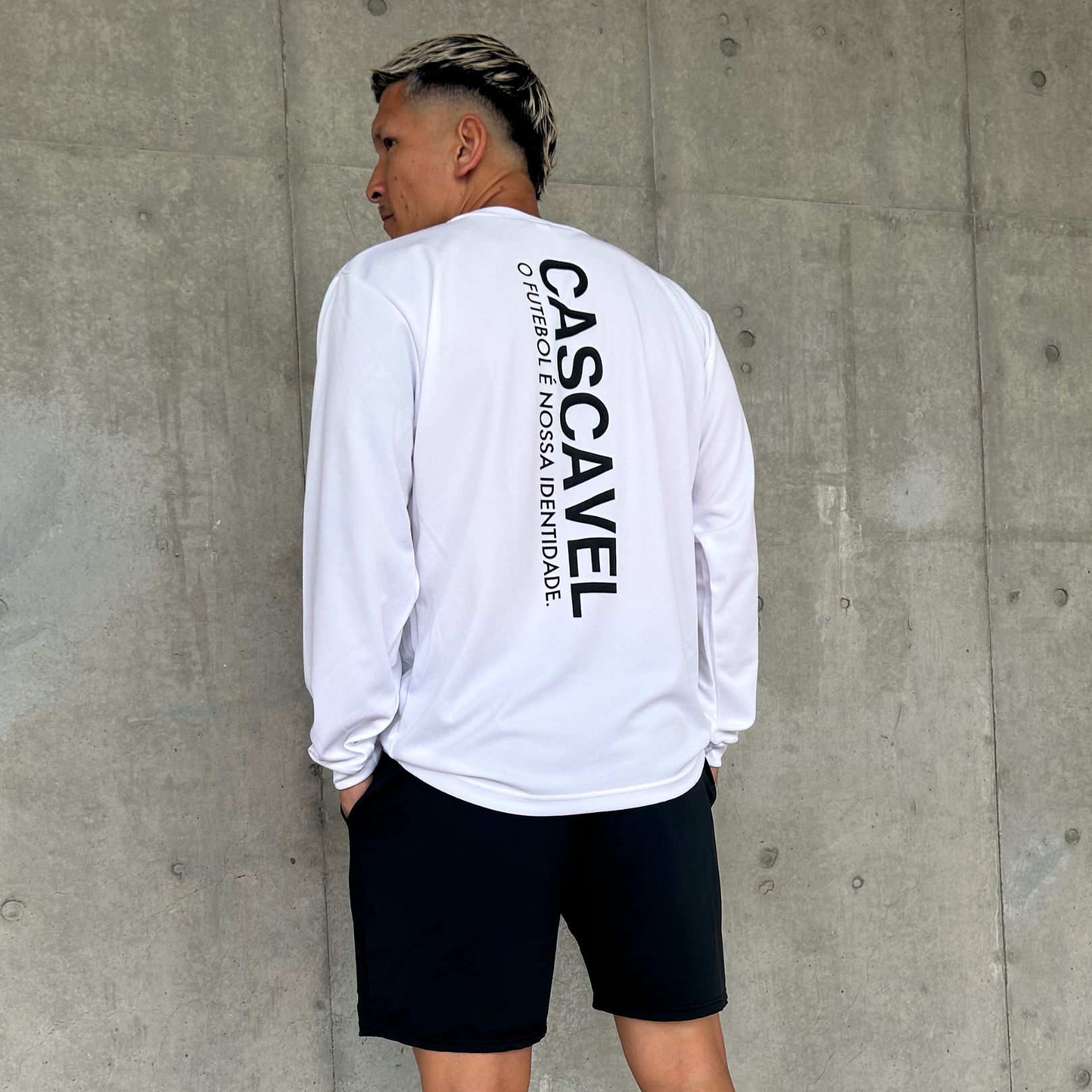 CASCAVEL　2025FW　スタンダードビッグロゴロングプラシャツ　入荷！