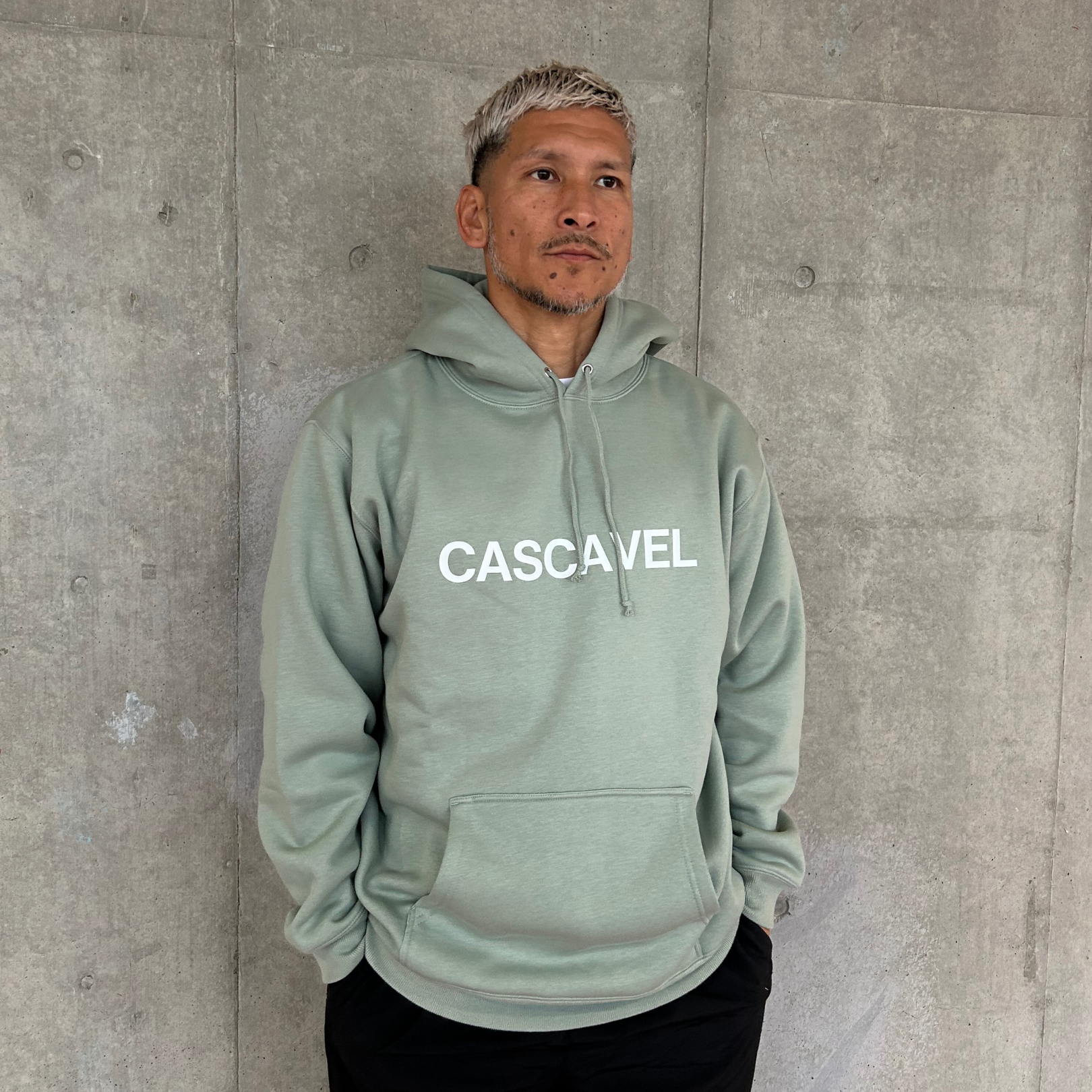 CASCAVEL　裏起毛スタンダードフーディー好評販売中