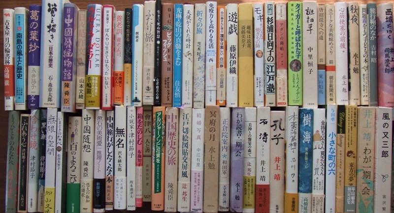 小説（文庫本、単行本）多数入荷しました