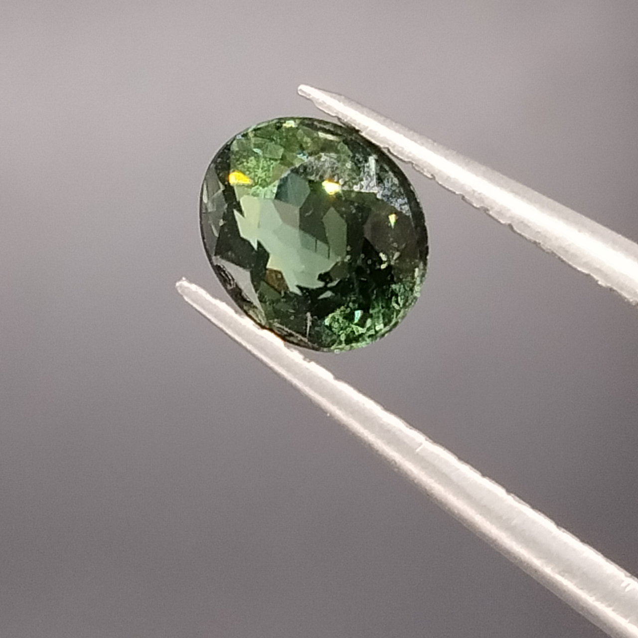 【0.77ct/5.8×4.9】神秘的なグリーントルマリンの魅力を徹底解説！【トルマリ】