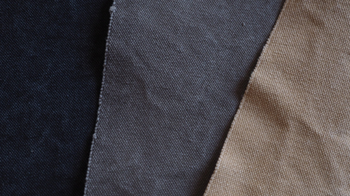 素材について(タンニン染め帆布)