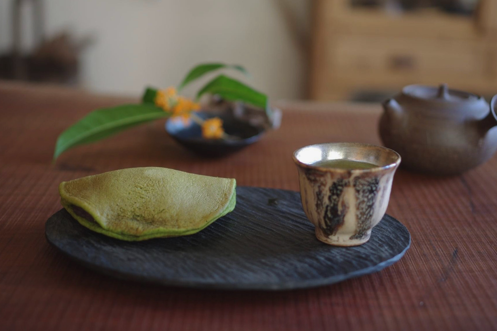 和もっち巻き静岡茶のわらび餅