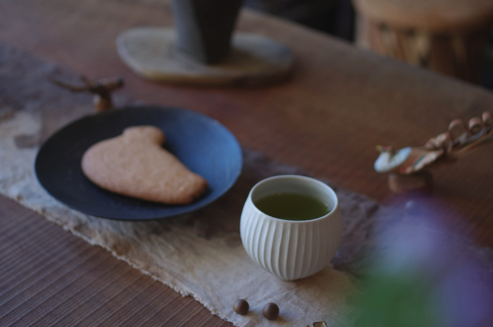 お茶と鳩サブレー