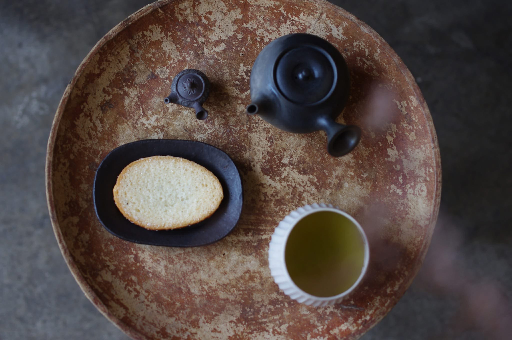 小さい急須ともっと小さい急須