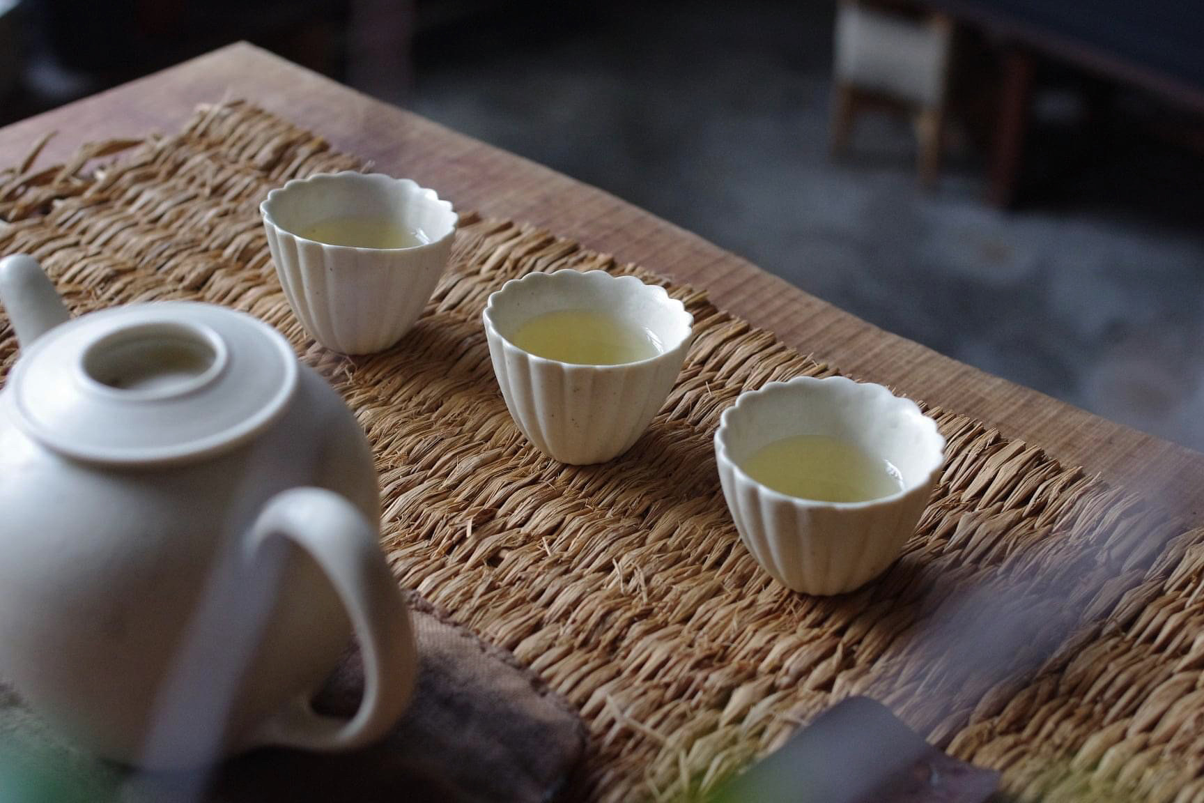 鈴木進　茶杯　後手急須