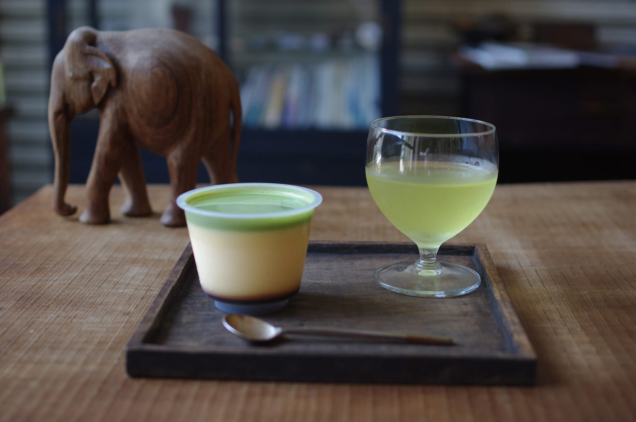 なめらかプリンと水出し煎茶
