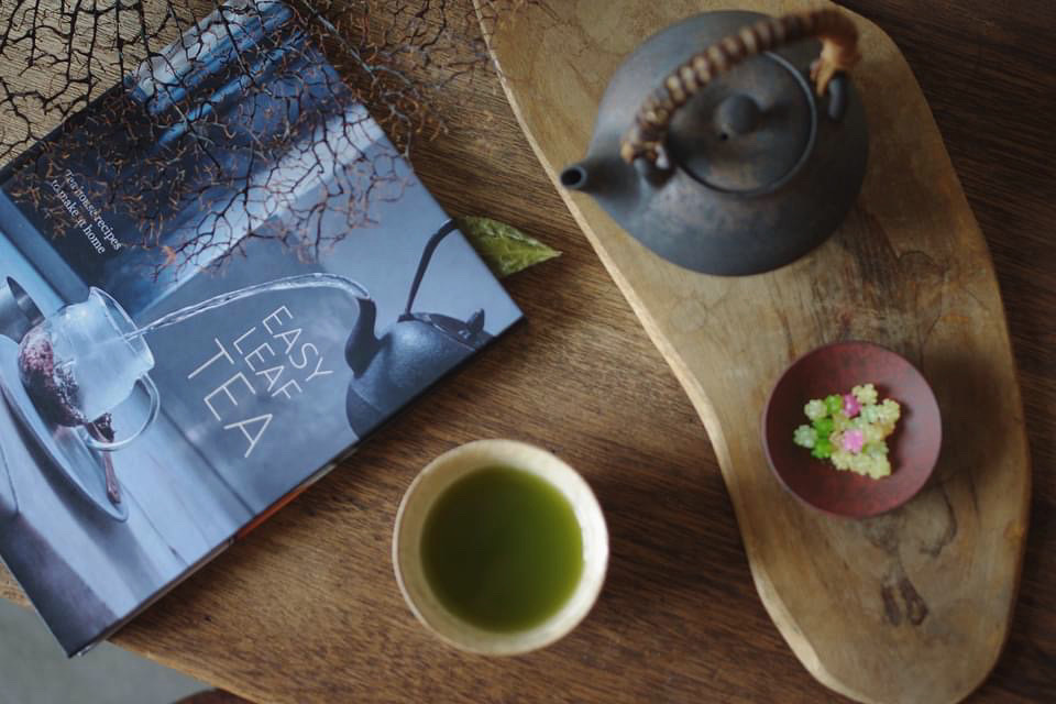 お茶と心は温かく。