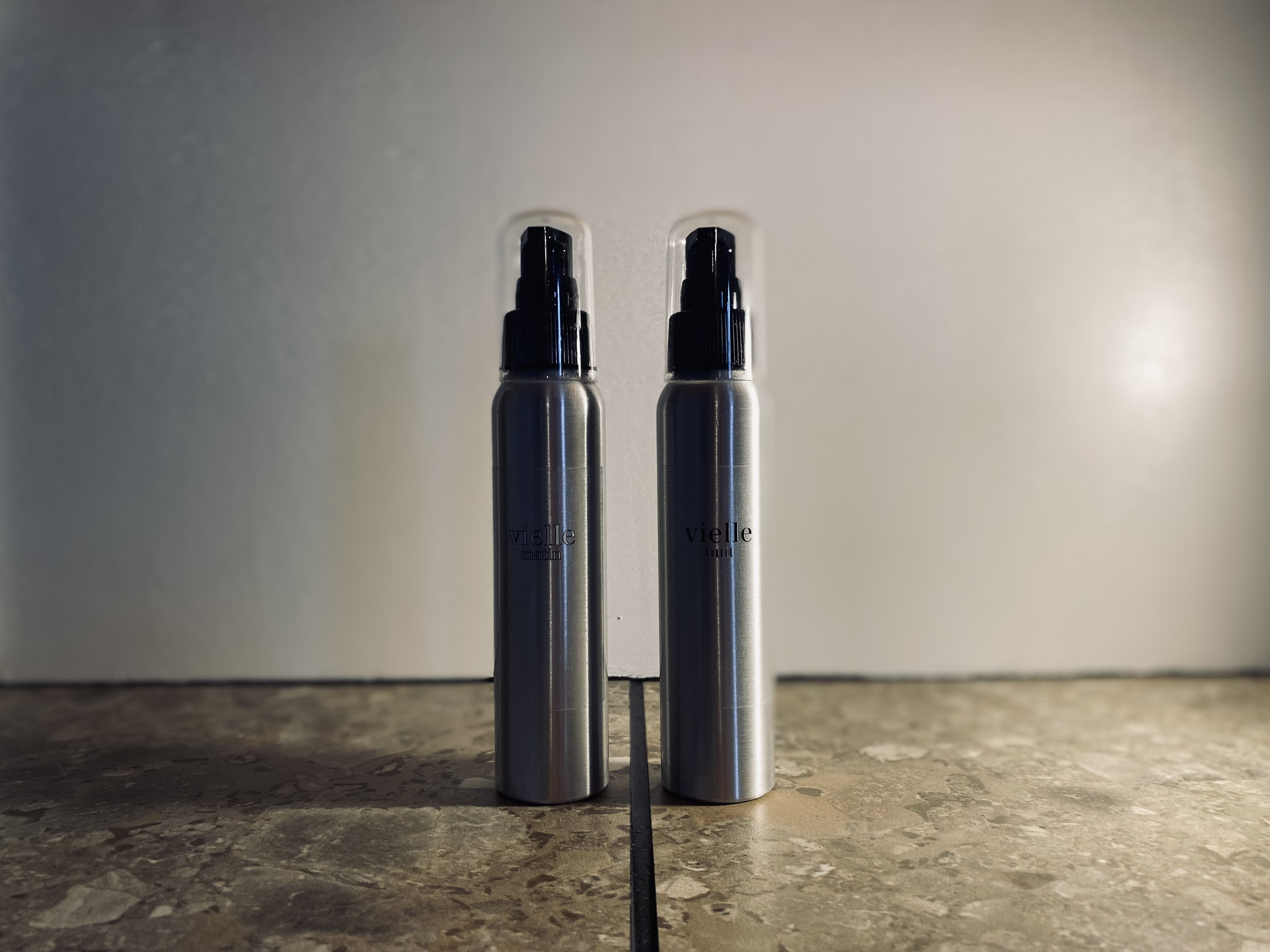 ヘアオイルの使い方完全ガイド！シャンプー前？後？タイミング別に効果を最大化するコツ
