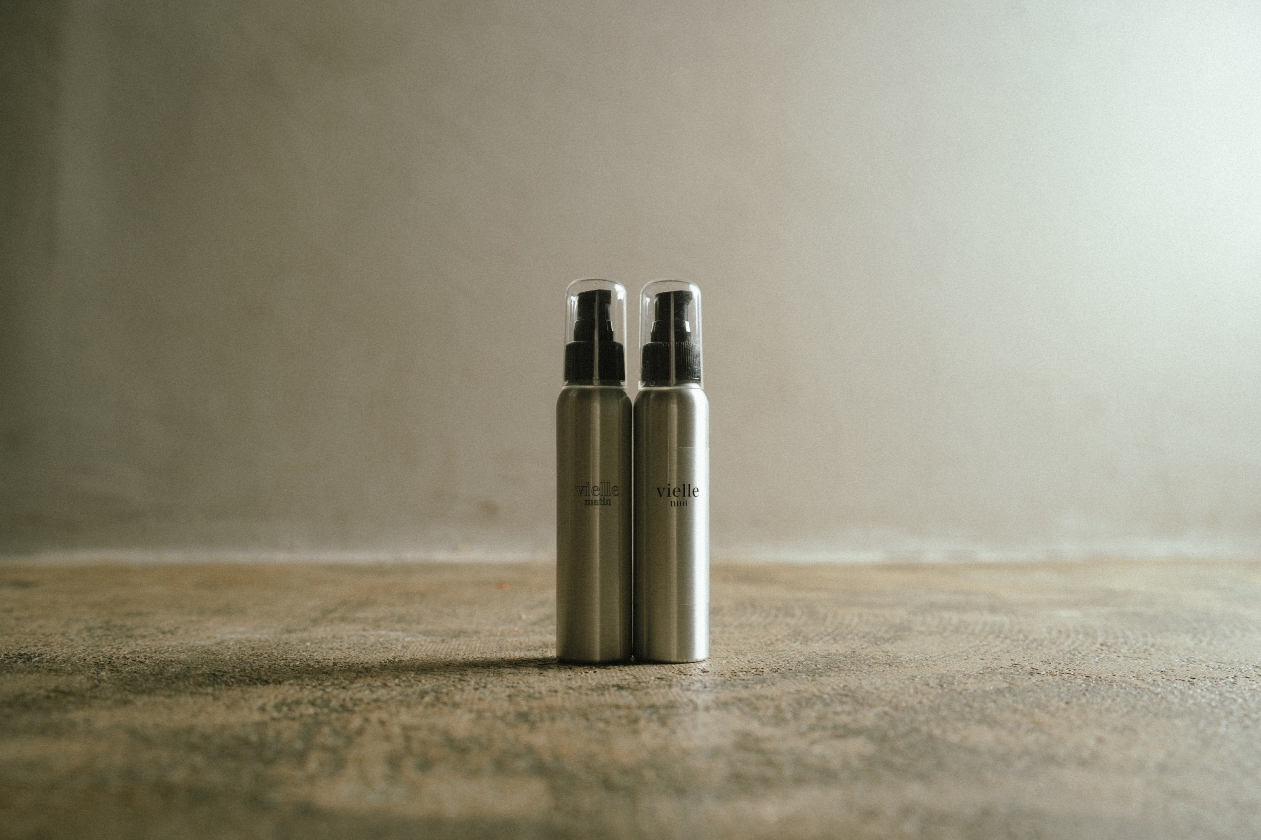 【頭皮ケア】ヘアオイルで頭皮ケア！抜け毛予防や薄毛対策に効果的な使い方