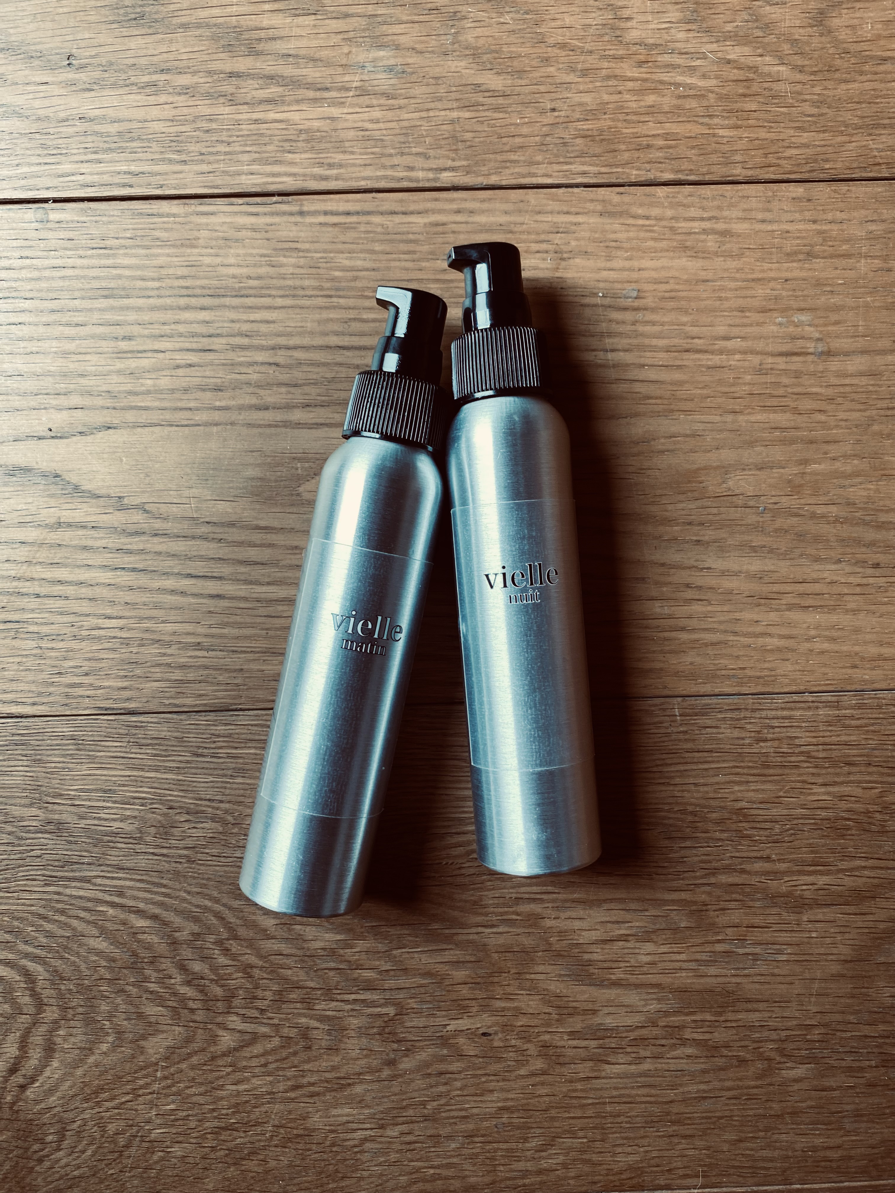 梅雨のうねりにサヨナラ！vielleヘアオイルで始める、湿気に負けない髪習慣