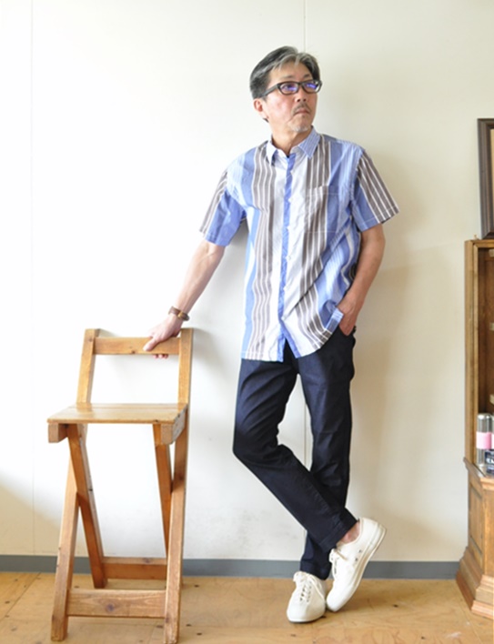40代５０代の男性コーディネート 夏のご紹介です。清潔感を表したブルーとホワイトのコーデ