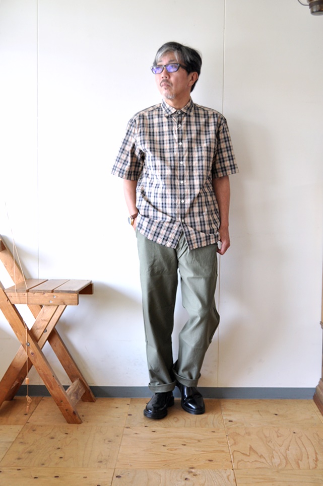 コーディネート メンズ 40代を基本にしたコーデ。40代 男性 ファッション カジュアルイメージ