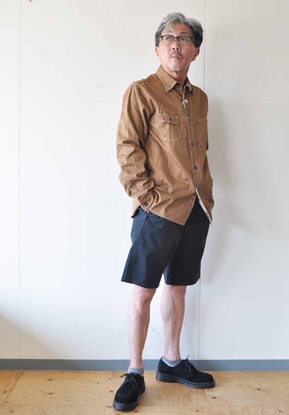 ７月２４日　今日のコーディネート 秋の立ち上がりに　ブラウンとブラックのコントラスト